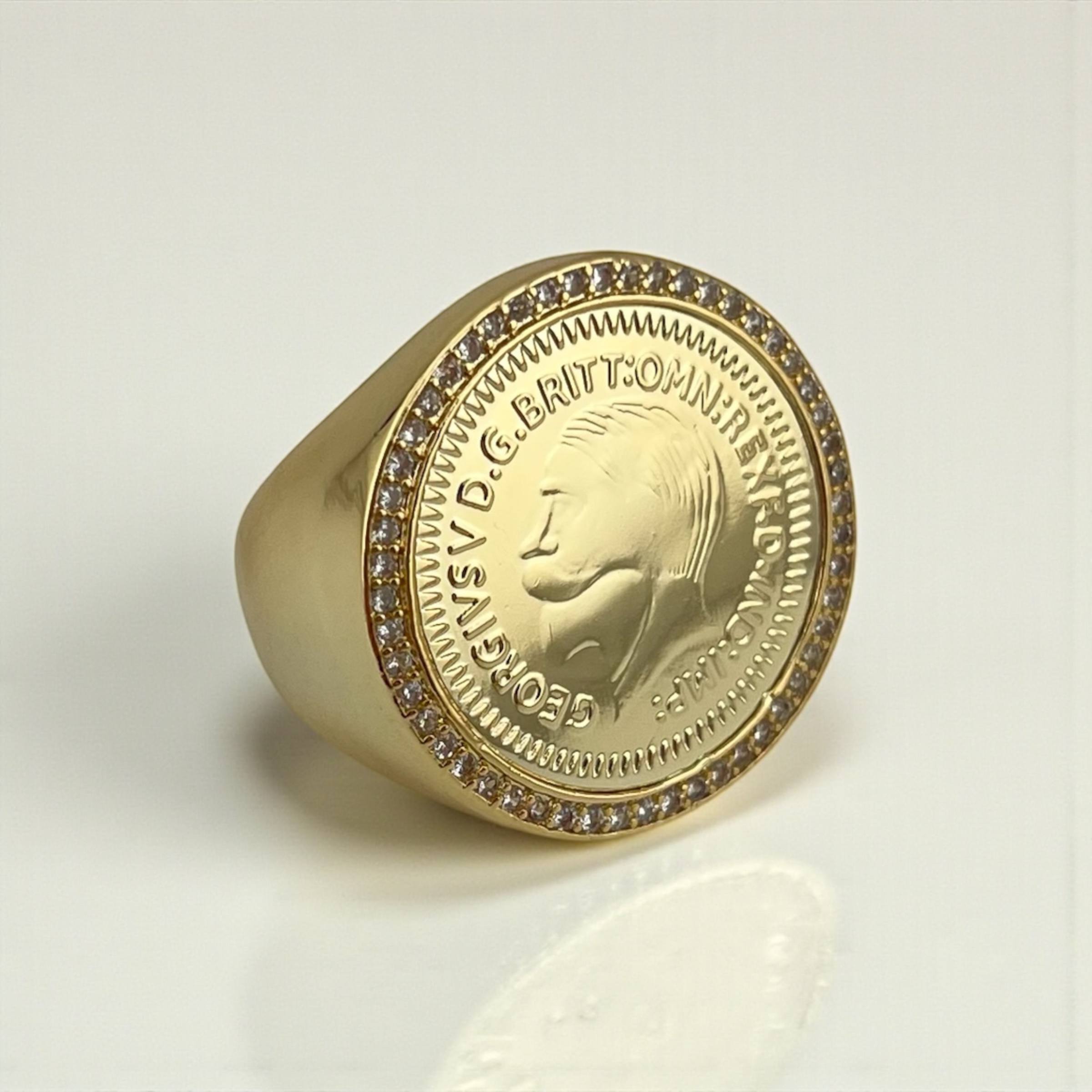 👑 Royal Coin Statement Ring – Gold