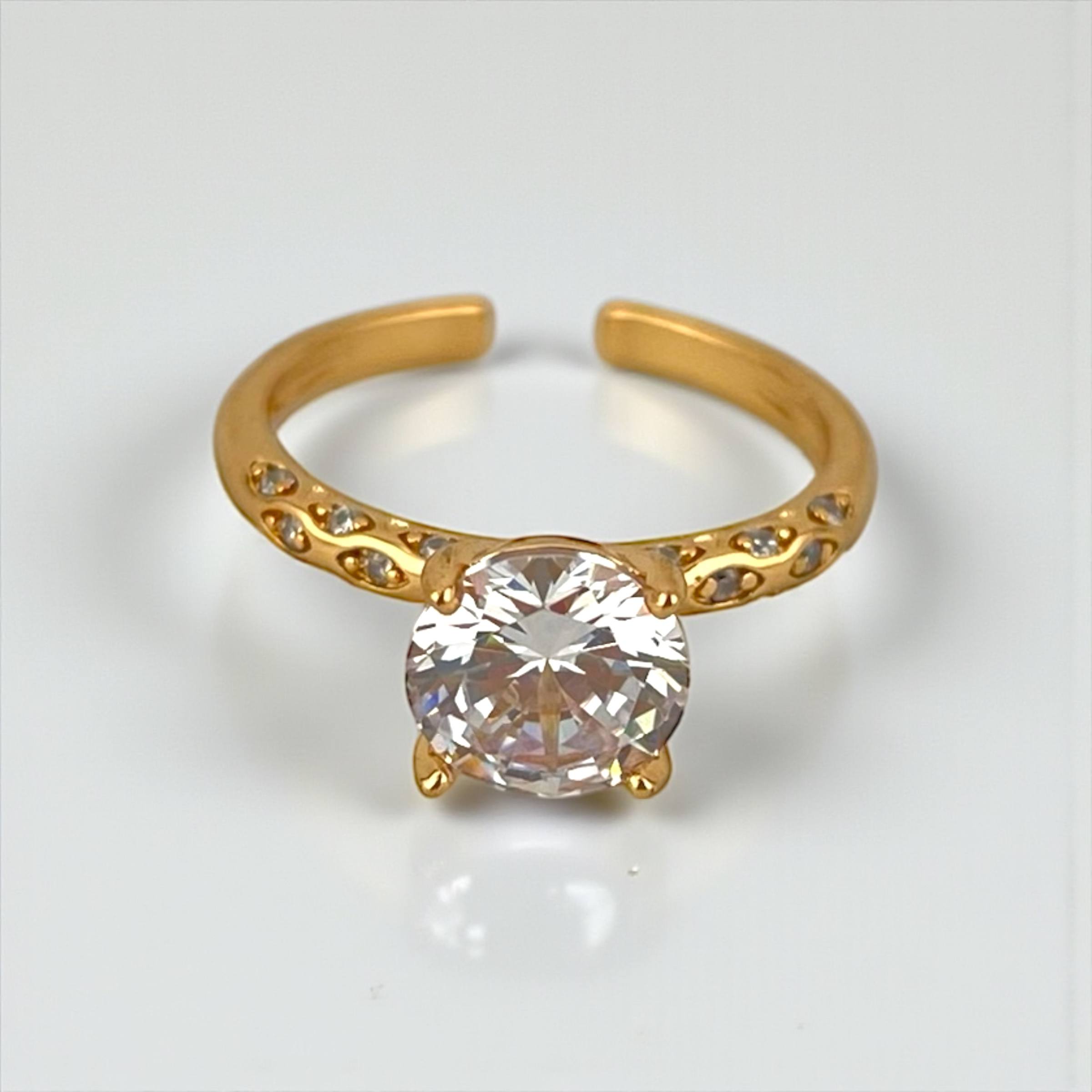 Radiance solitaire Sparkle Ring