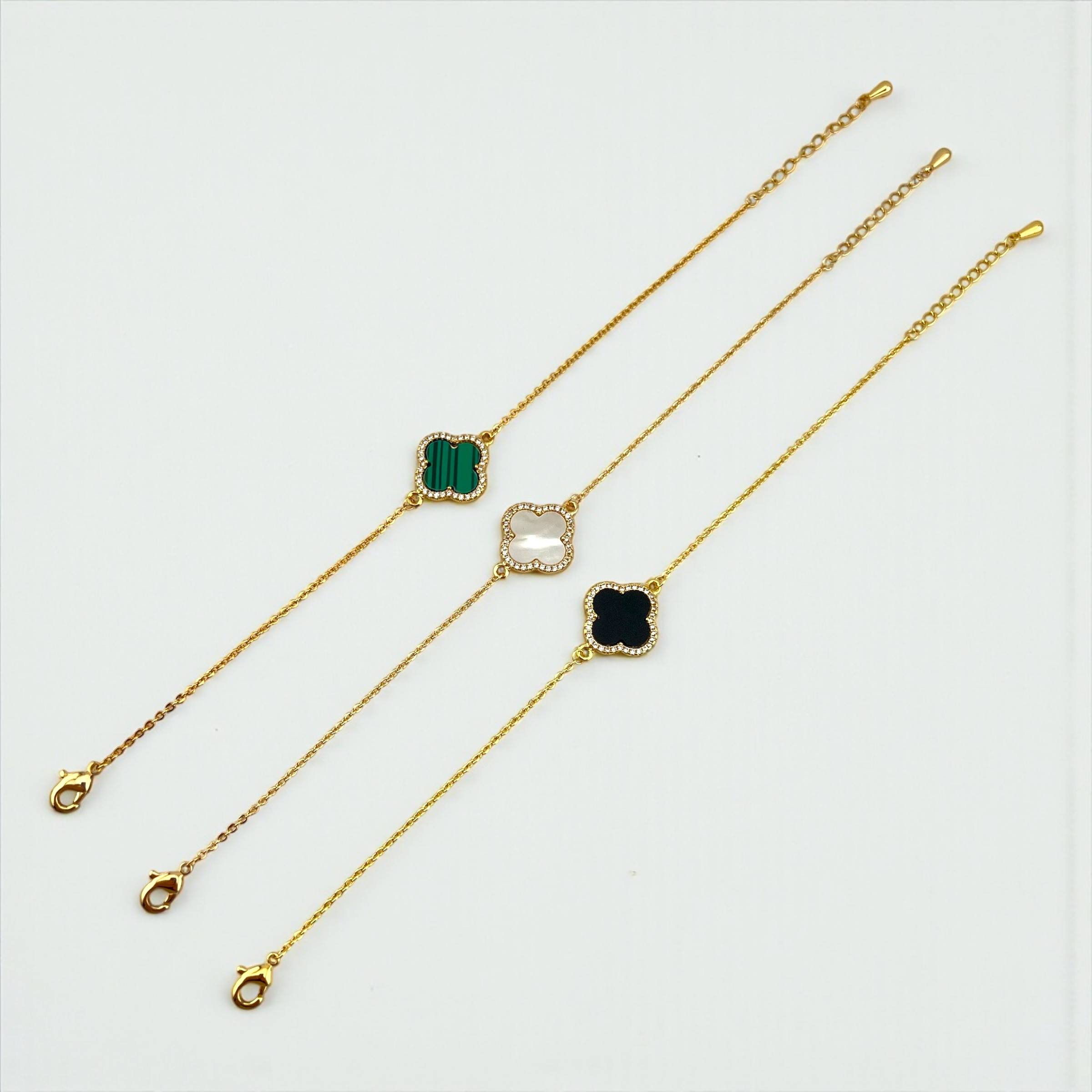 Clover Shine Bracelet ā Elegant Gold Chain