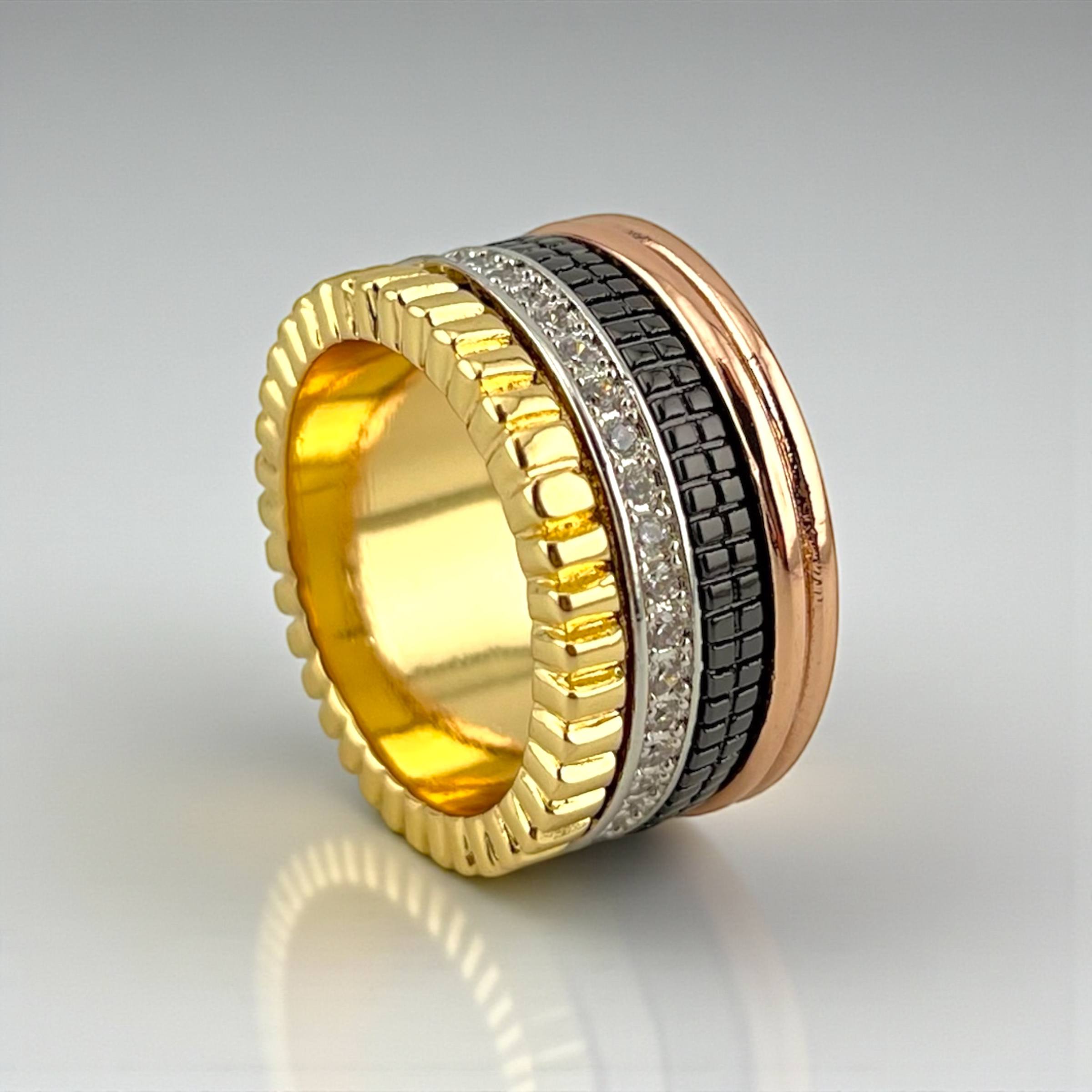 bocherone Tricolor Luxe Statement Ring – Bold & Refined ✨