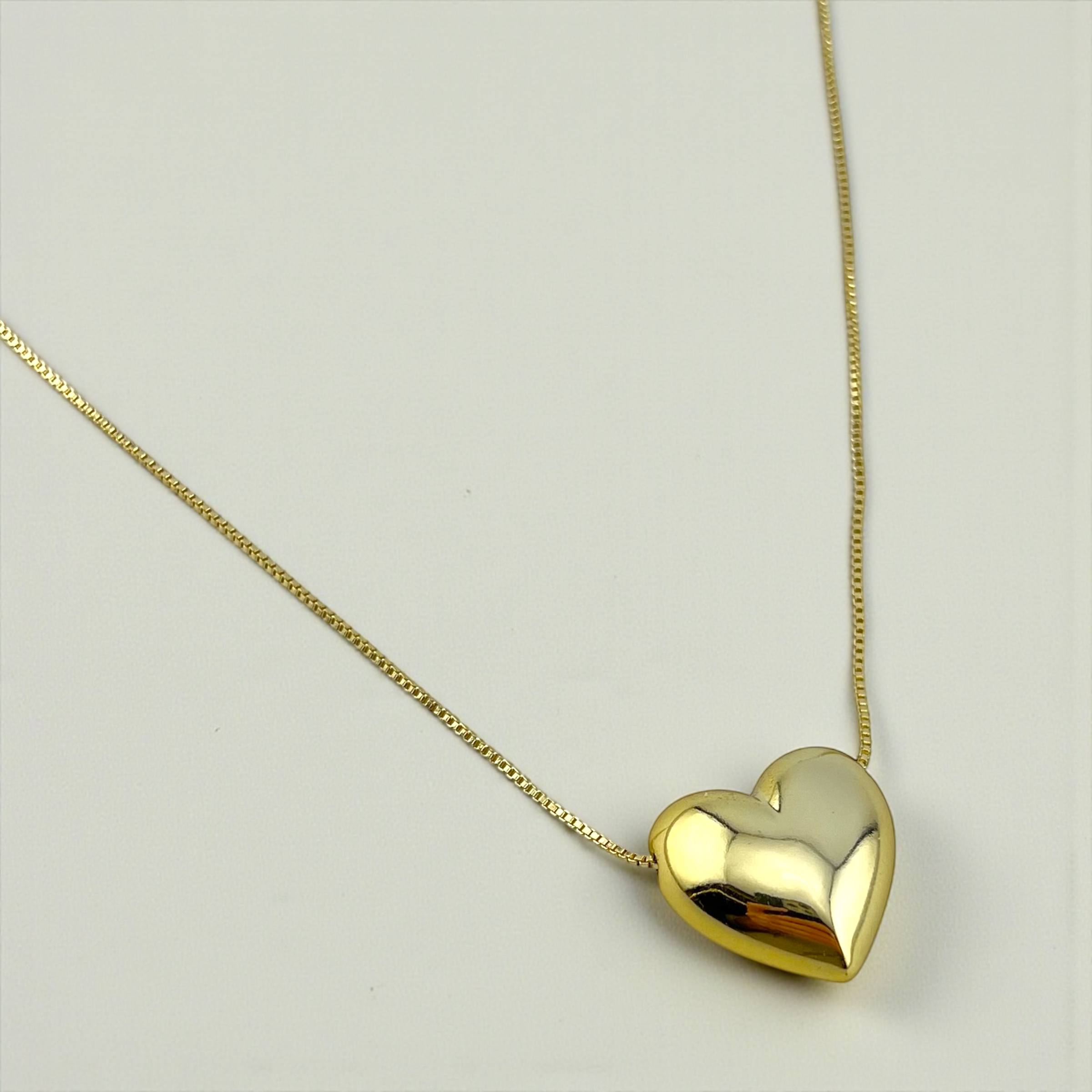 Golden Puff Heart Necklace โ Minimal & Timeless ๐