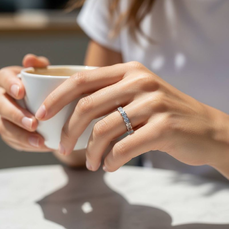 XO Twist of Grace Ring – Silver