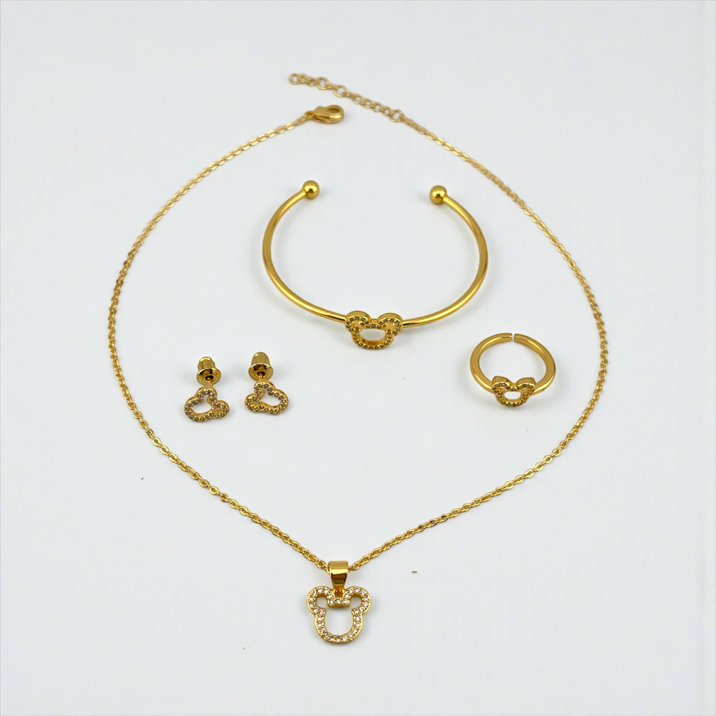 Micky mouse kids Set – Cute, Chic & Full of Sparkle ✨