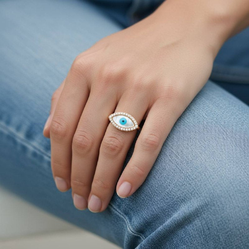 Golden Oval Evil Eye Ring – Elegance Meets Protection