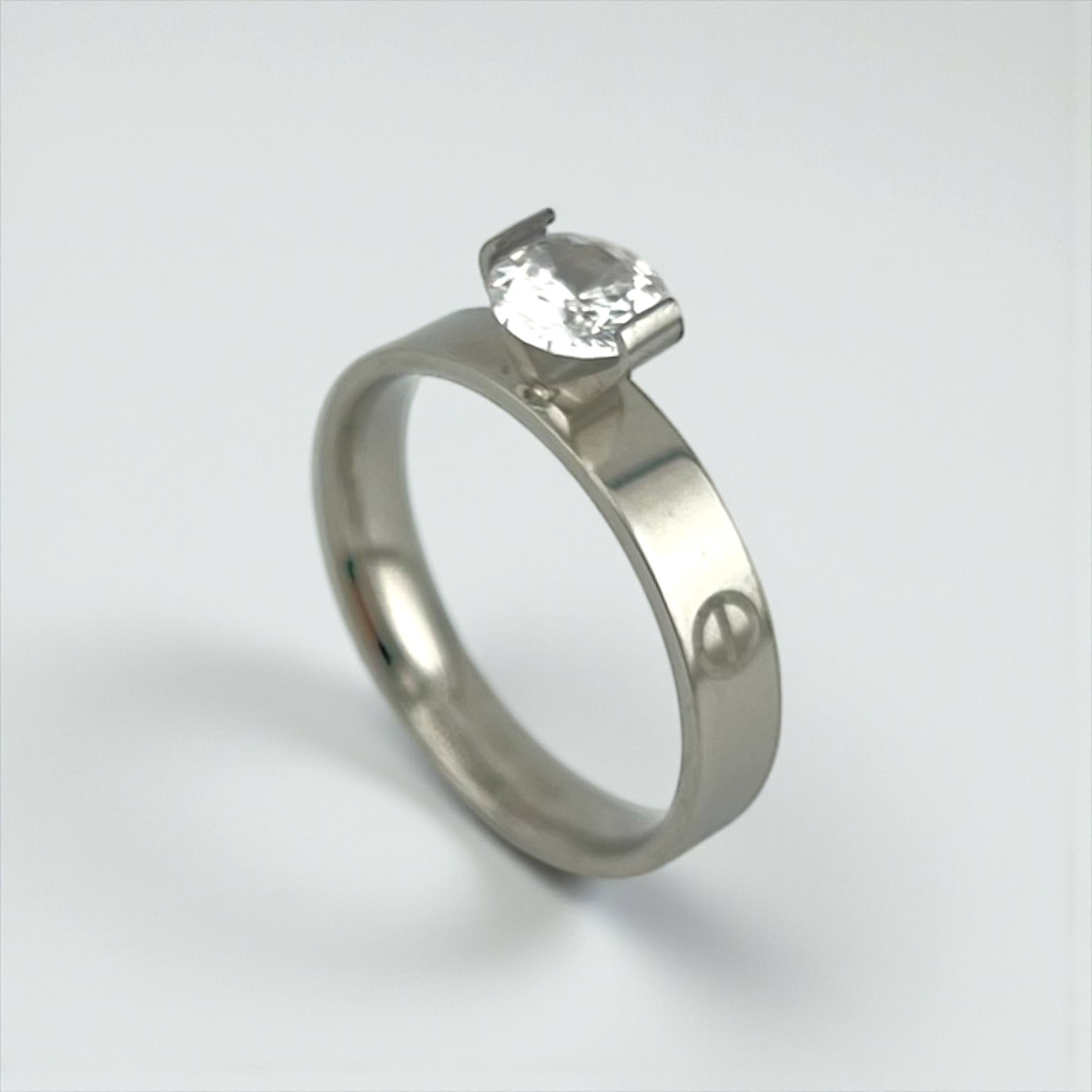 solitaire cartier ring