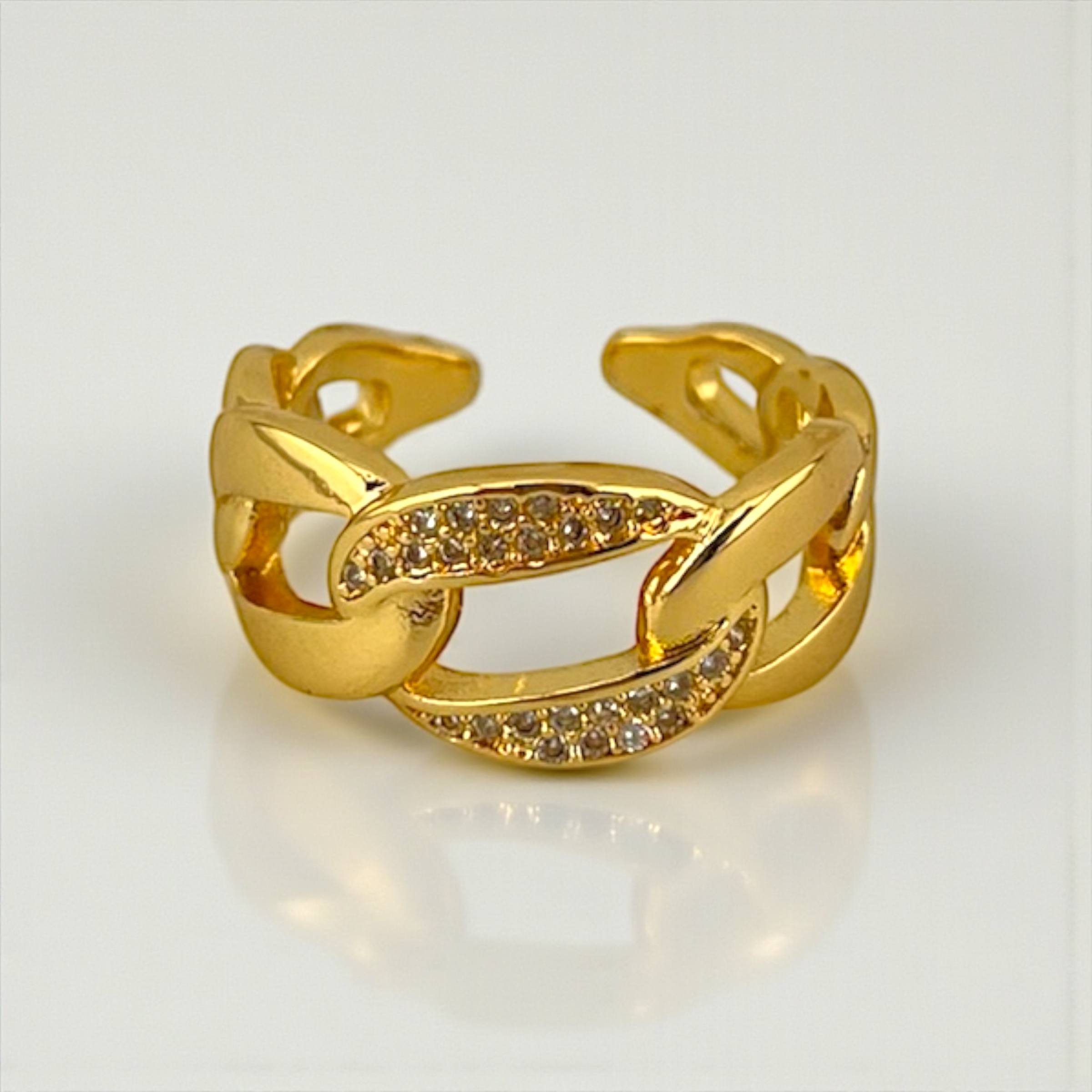 Bold Chain-Link Gold Ring