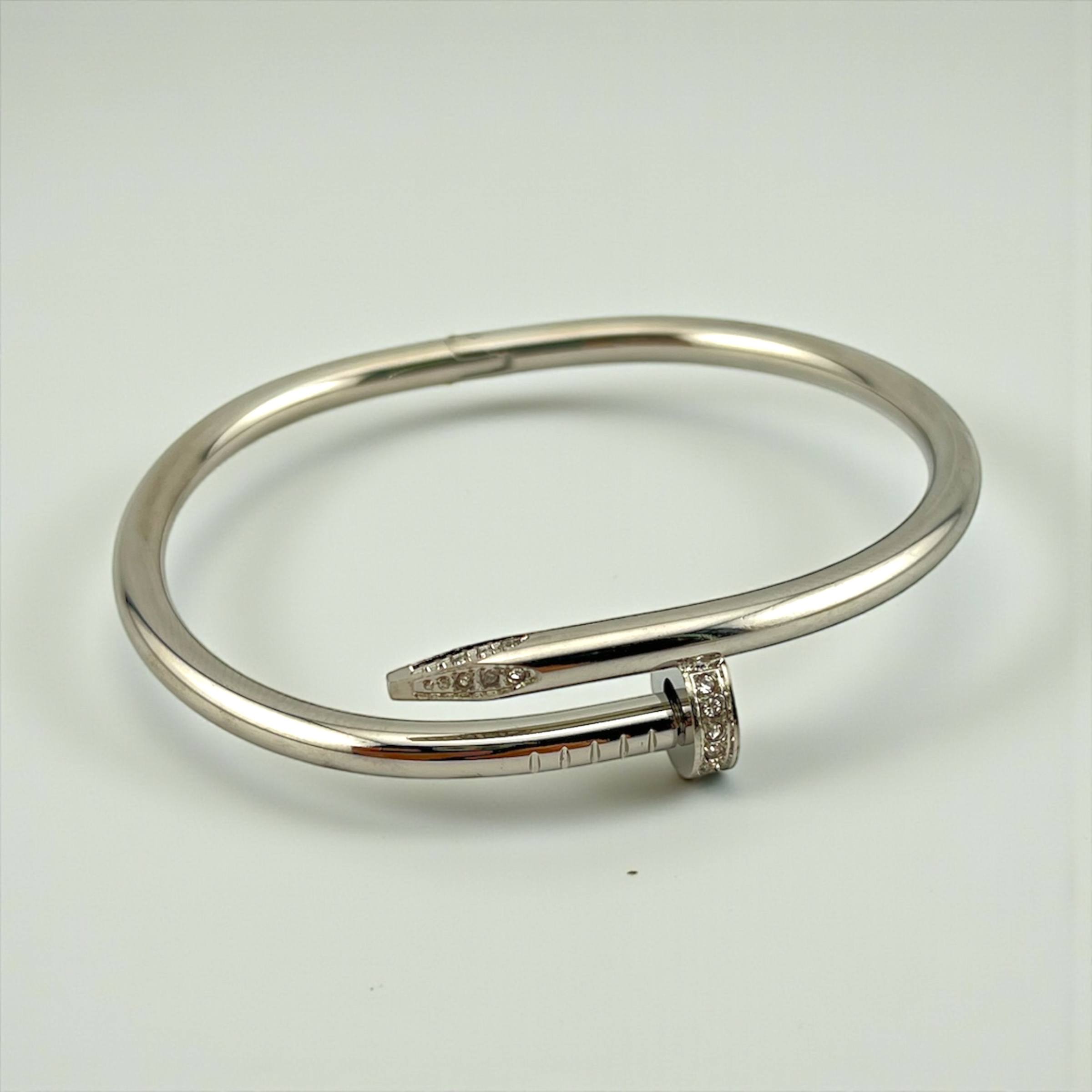 cartier with stone "Nail Shine” Bangle ✨