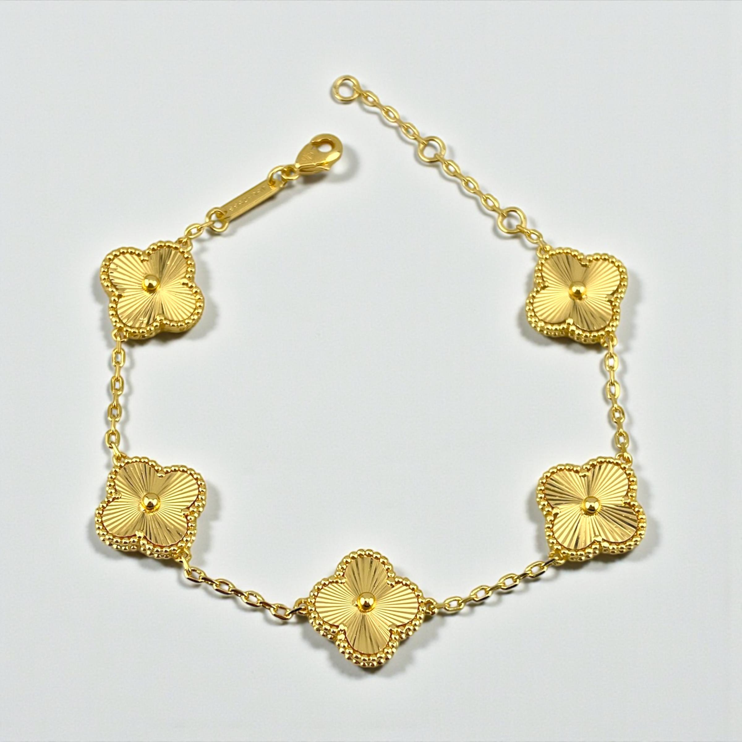 VIP vancleef bracelet 5 Flowers