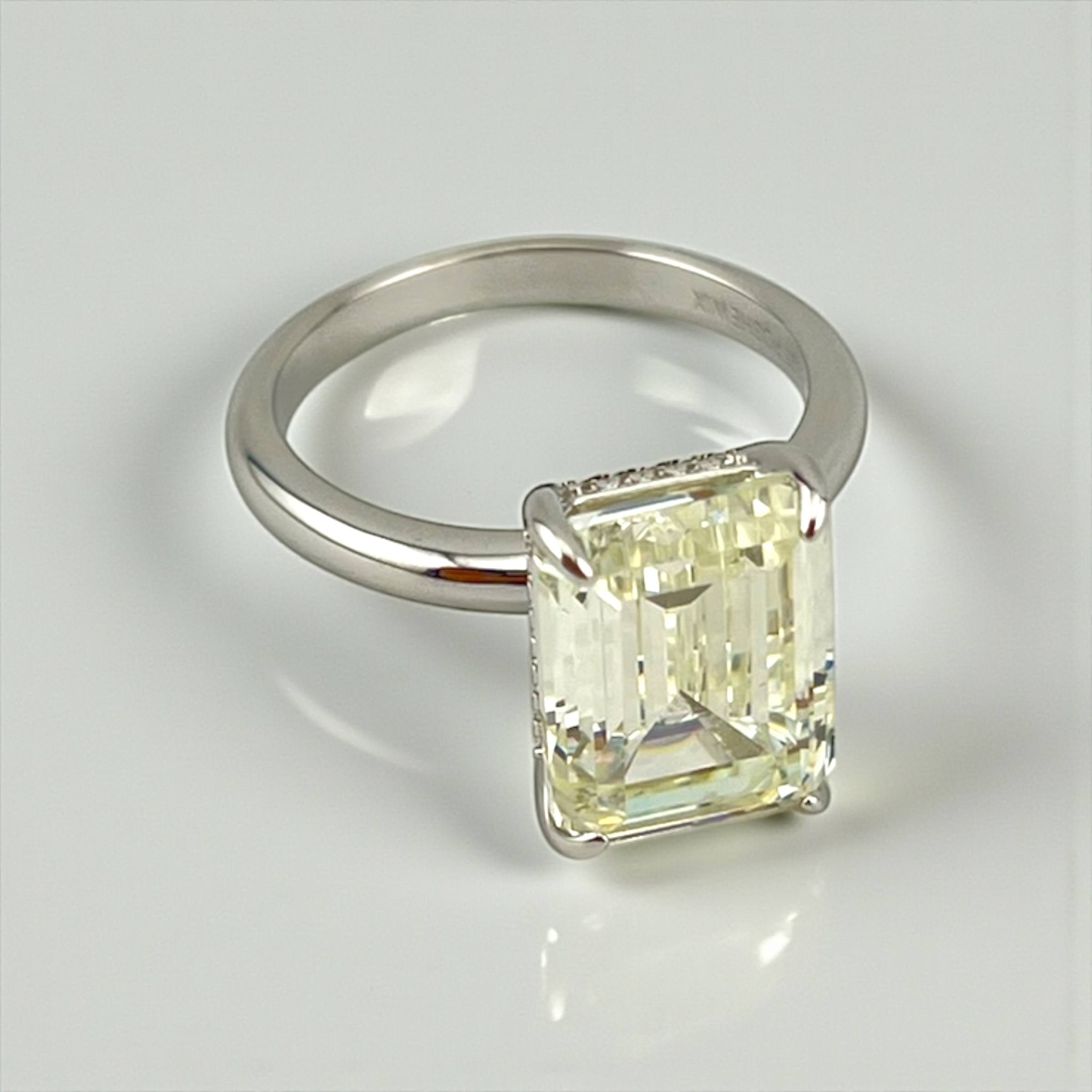 silver 925 Emerald-Cut Crystal Ring – Silver Radiance