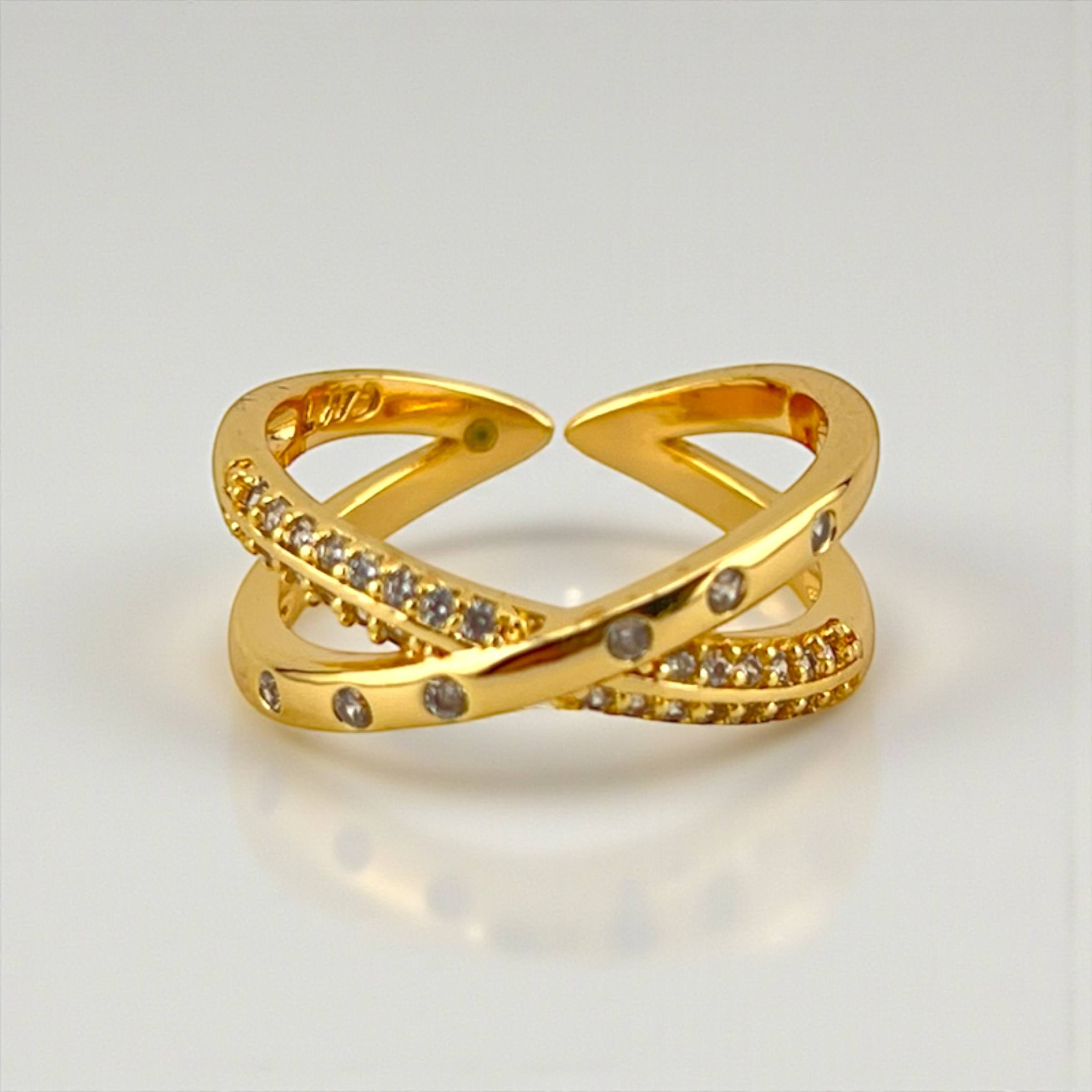 Twisted Elegance Ring
