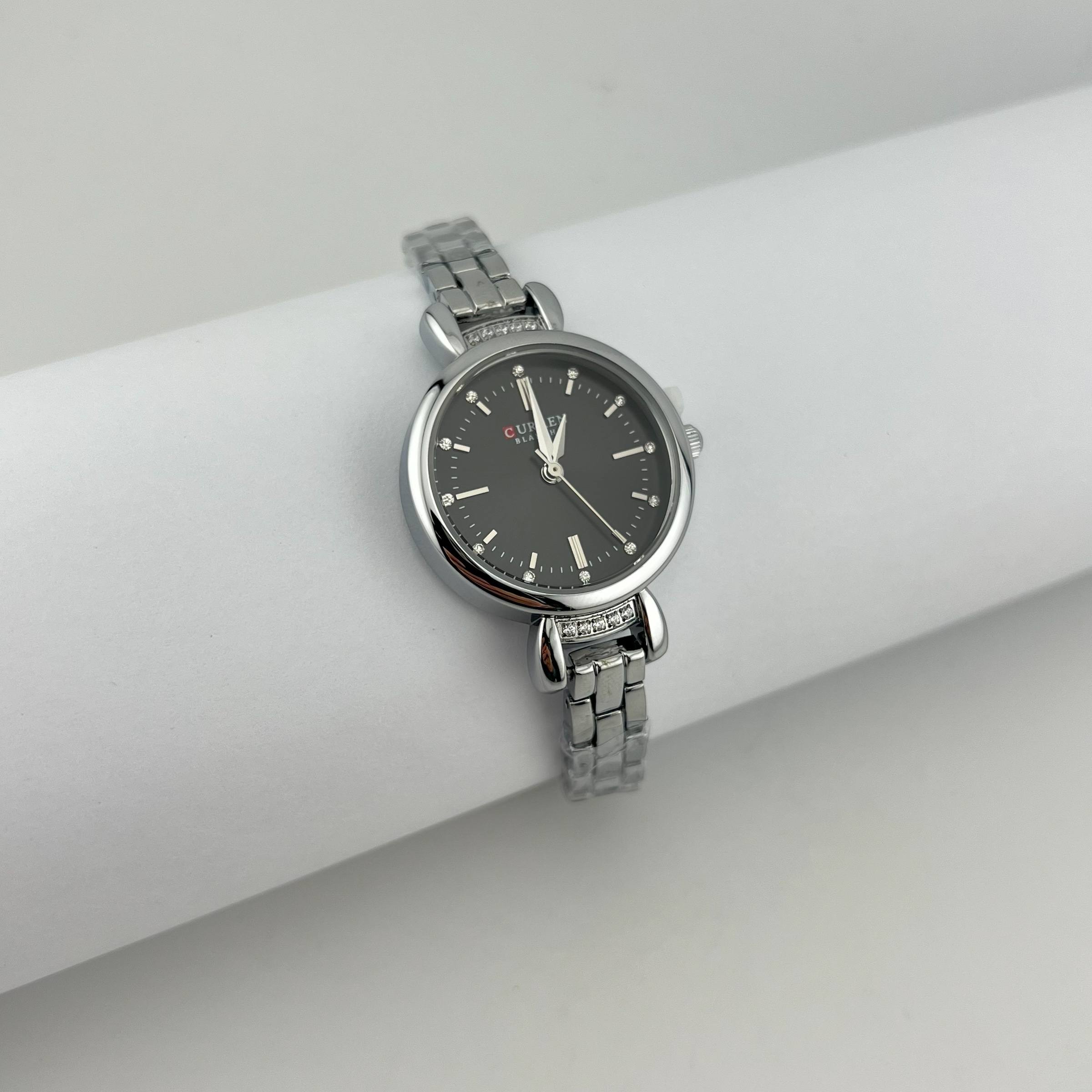 Curren Midnight Elegance Watch – Sleek & Sophisticated