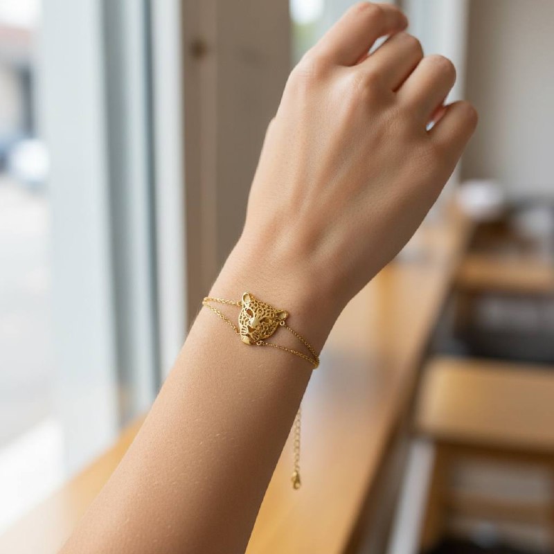 Fierce Elegance – Tiger Head Bracelet