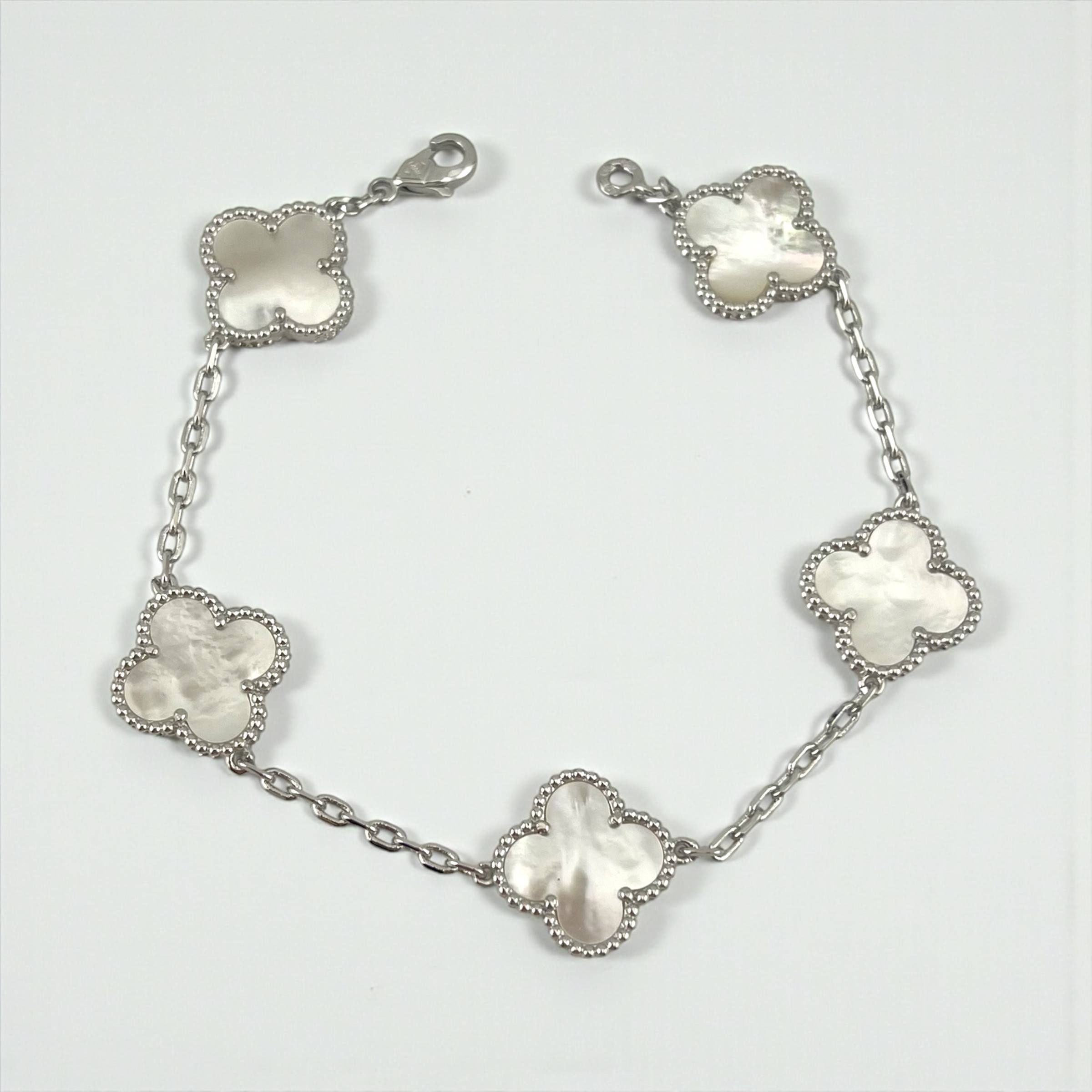 Vip seda VanCleef Elegance Bracelet – 18K Gold-Plated with Colorful Enamel