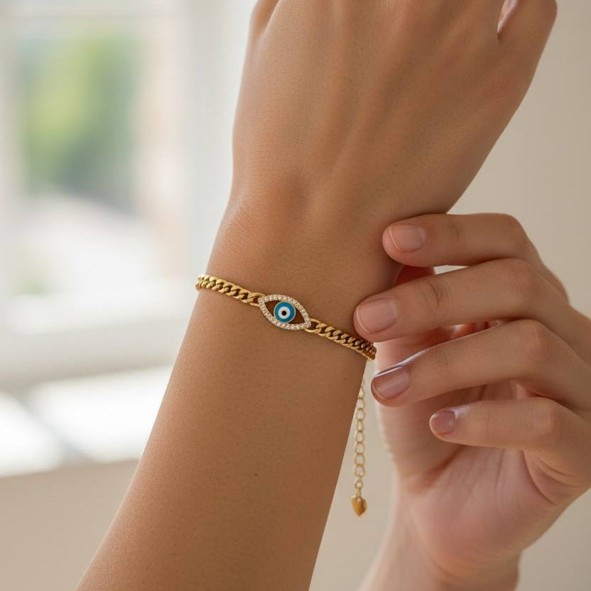 ✨ Evil Eye Chain Bracelet – Protection Meets Elegance