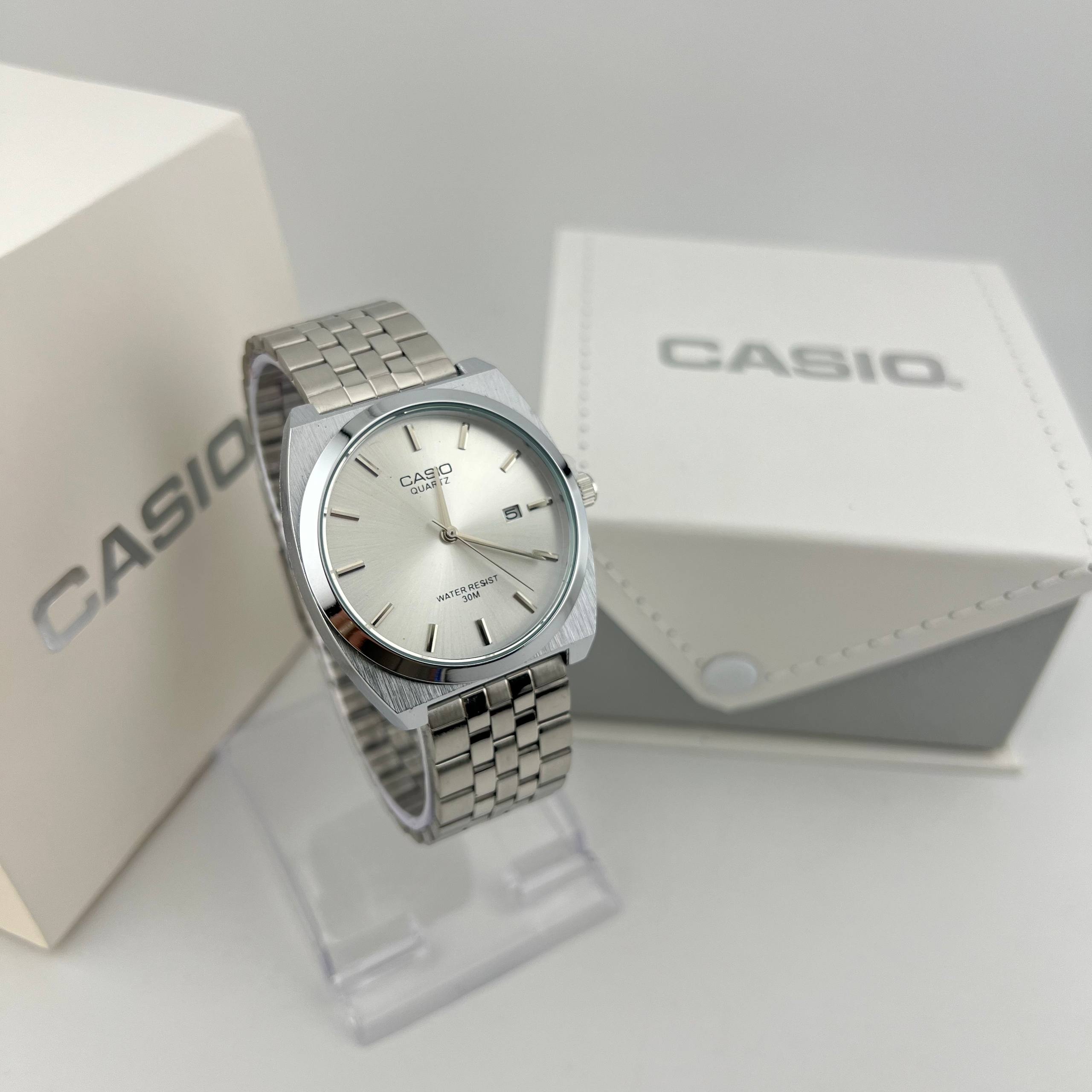⌚ Classic Casio Quartz Metal Watch – Timeless Everyday Style