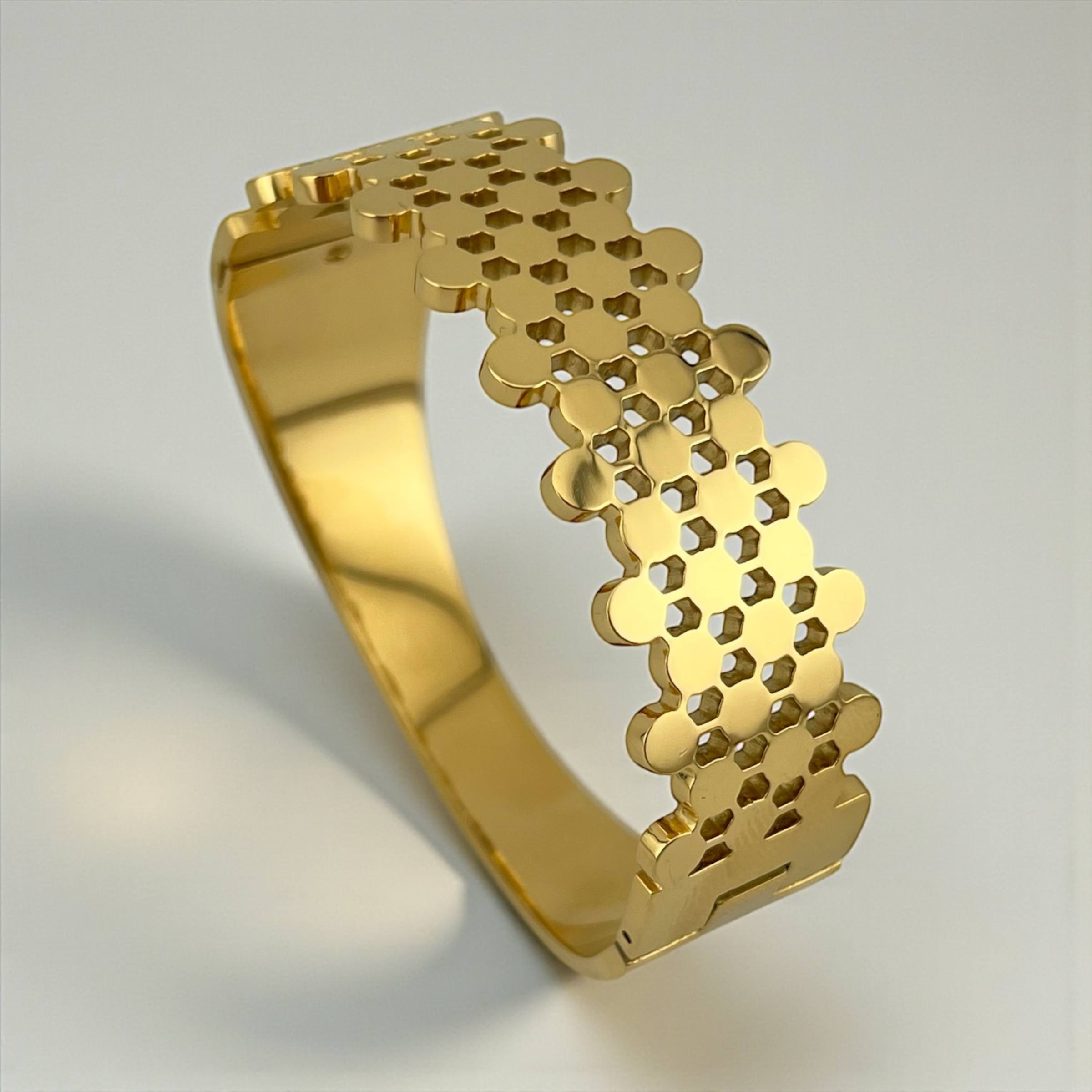 Honeycomb Gold Bangle β Geometric Cut-Out Bracelet