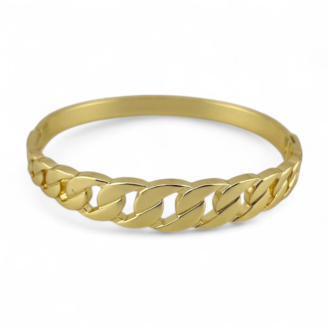 Cuban Link Bangle – Bold Elegance in Gold