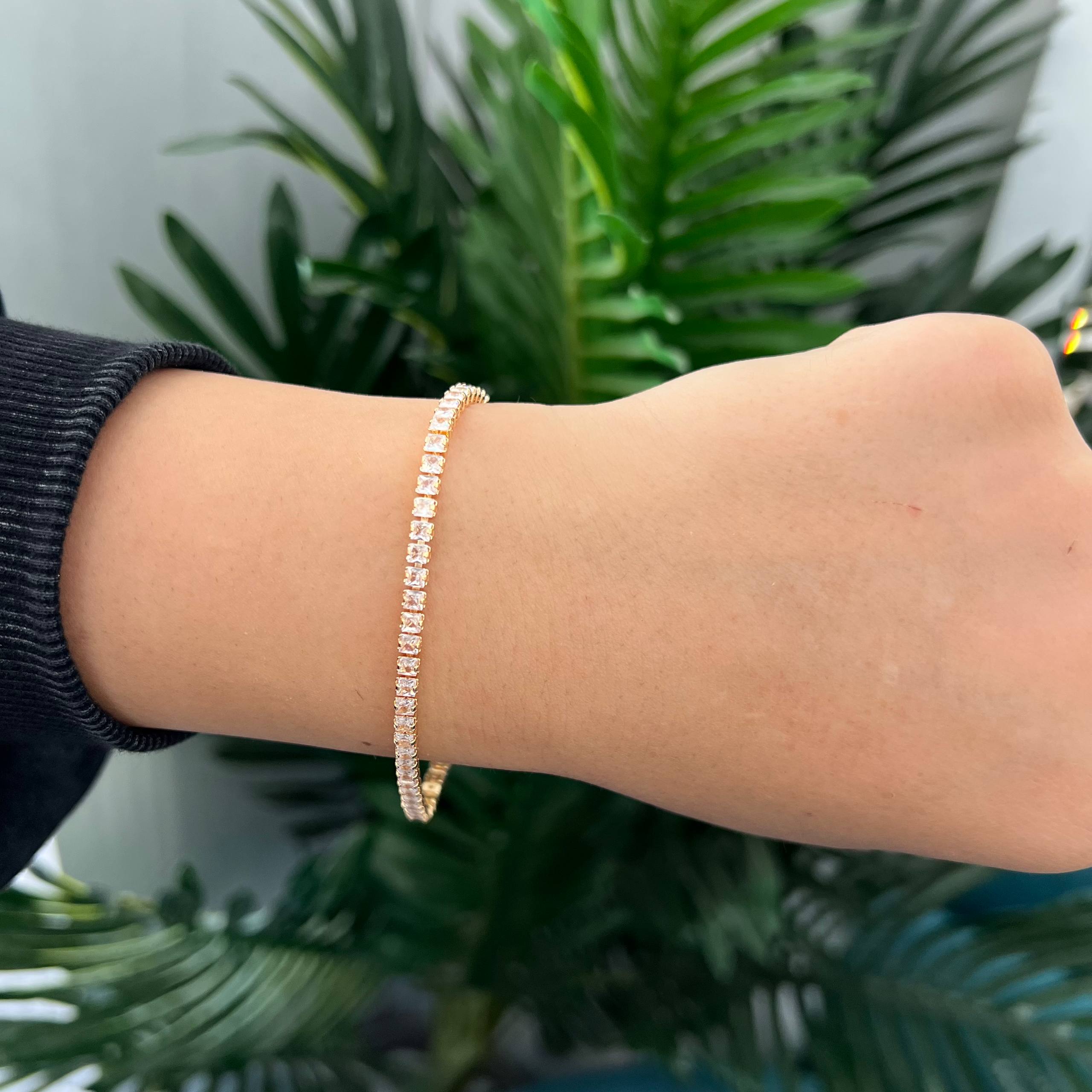 Diamond Edge Tennis Bracelet (Gold & Silver)