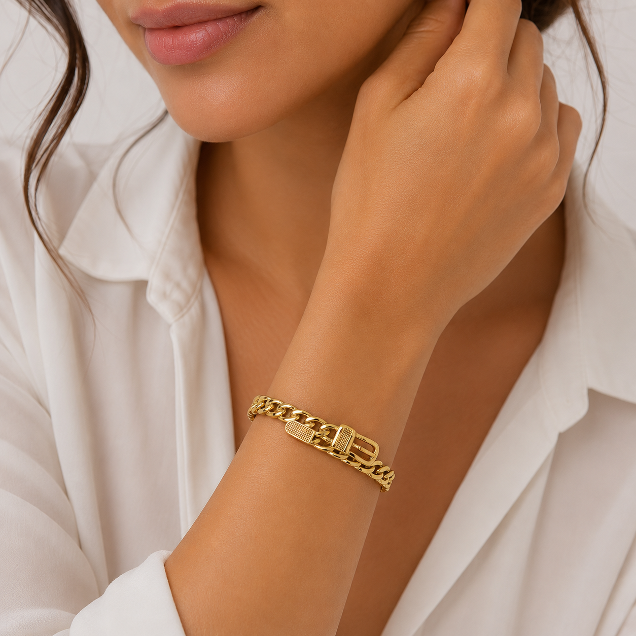 Gold Buckle Chain Bracelet