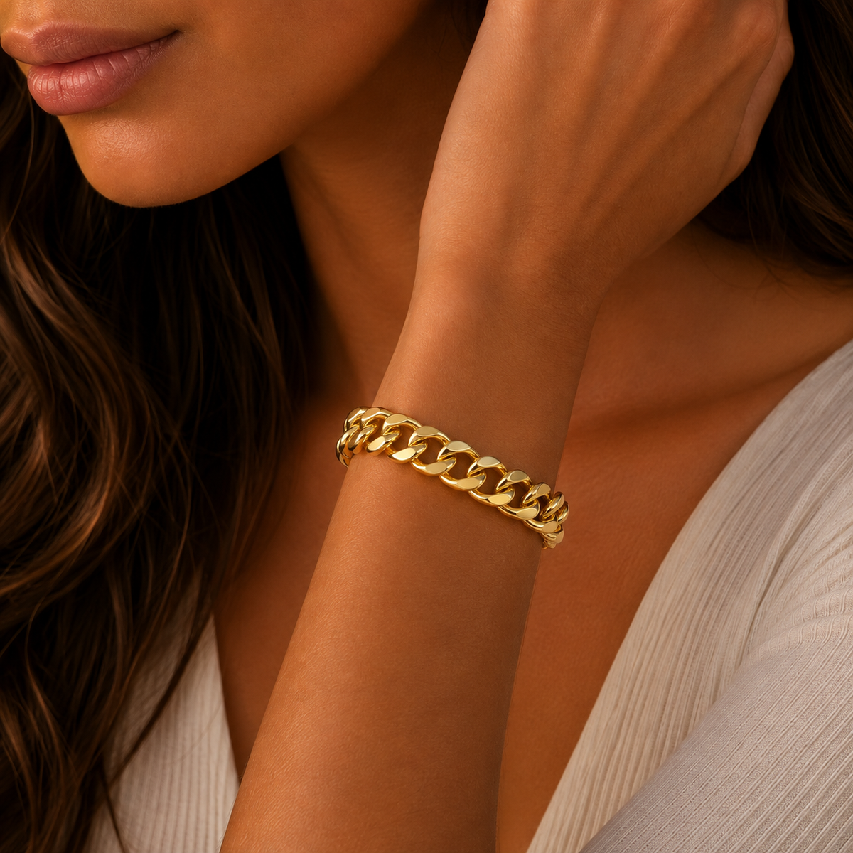 Bold 10MM Cuban Link Bracelet – Statement Gold ✨