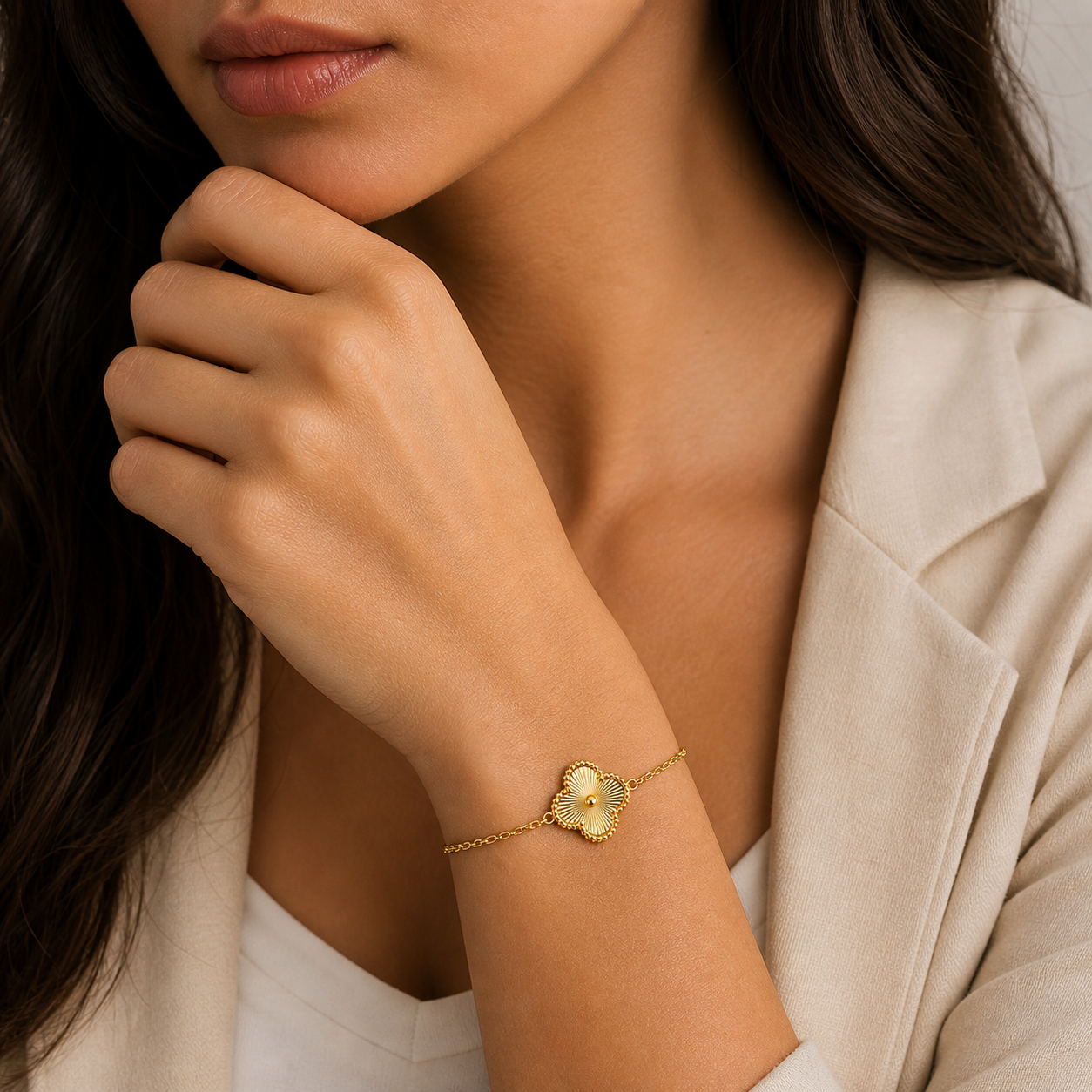Vancleef 1 flower Bracelet – Gold & Silver