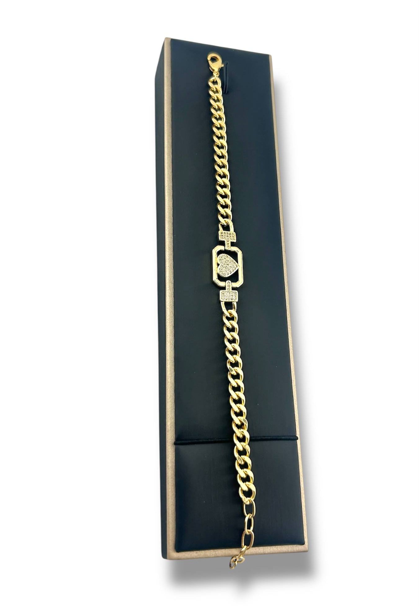Golden Love Heart Bracelet – Sparkling Charm on Cuban Chain