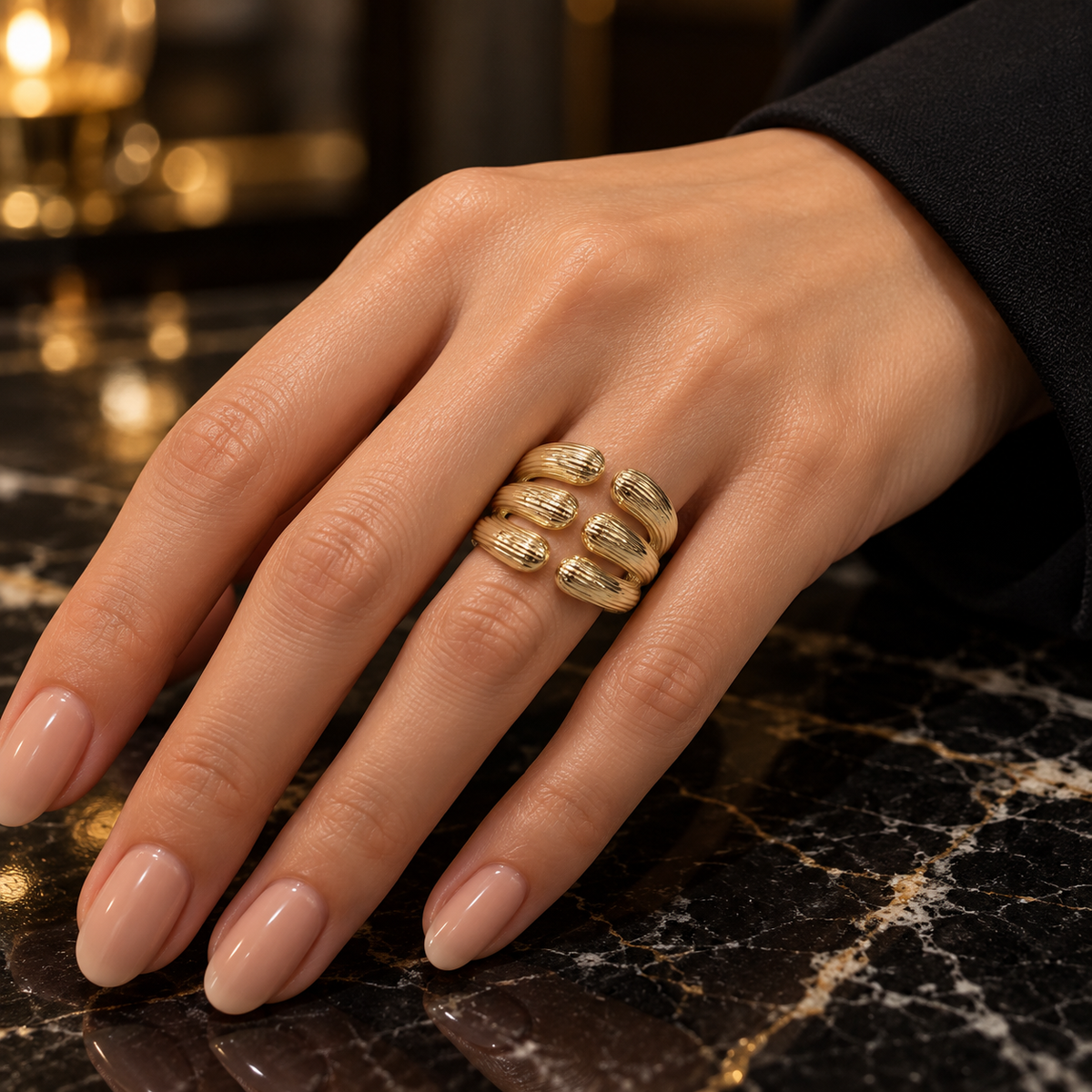 Bold Wave Ring – Pure Gold Shine