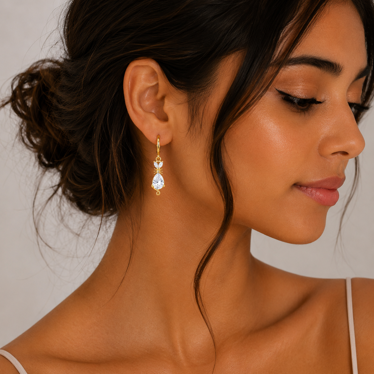Crystal Cat Drop Hoop Earrings – 18K Gold-Plated ✨