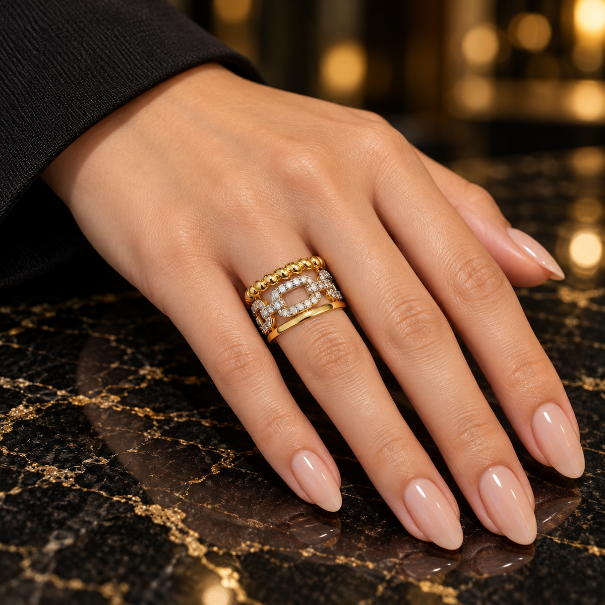 “Twist & Glow Ring” – Diamond Chain Edition(Free size)