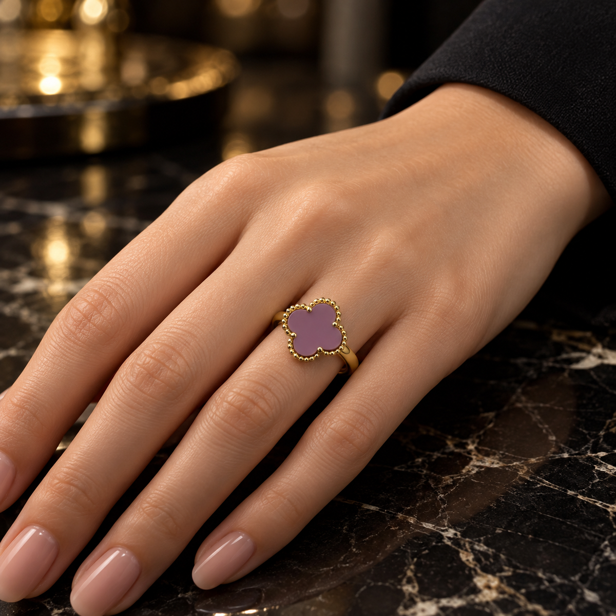 Clover Ring – Deep Blue Elegance