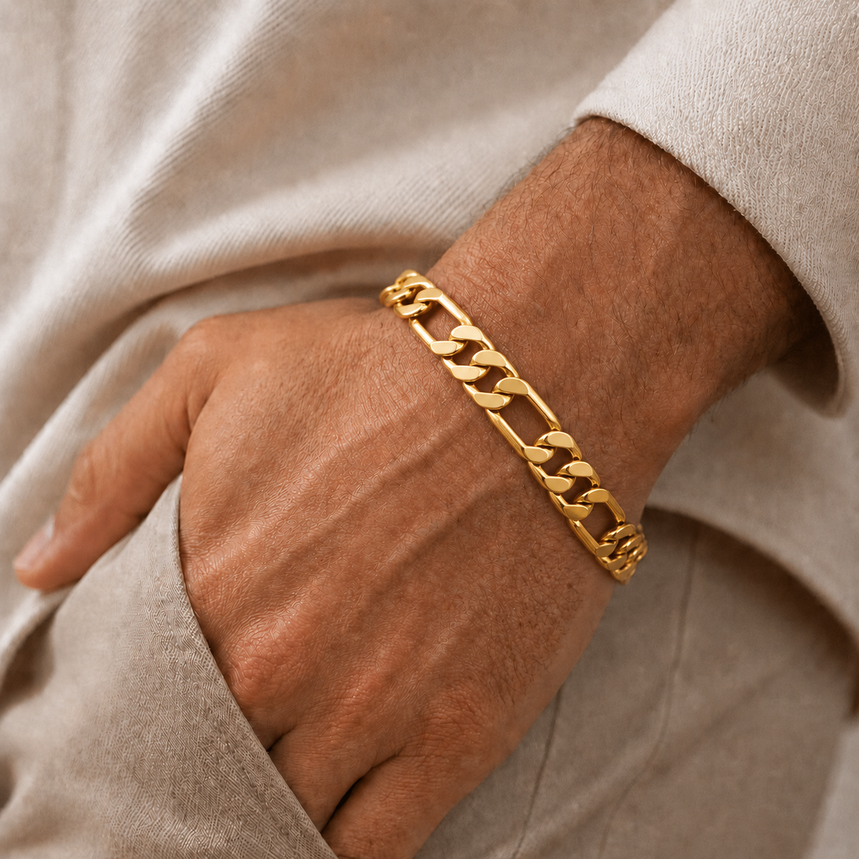Bold Figaro Bracelet(11.5mm-21cm)