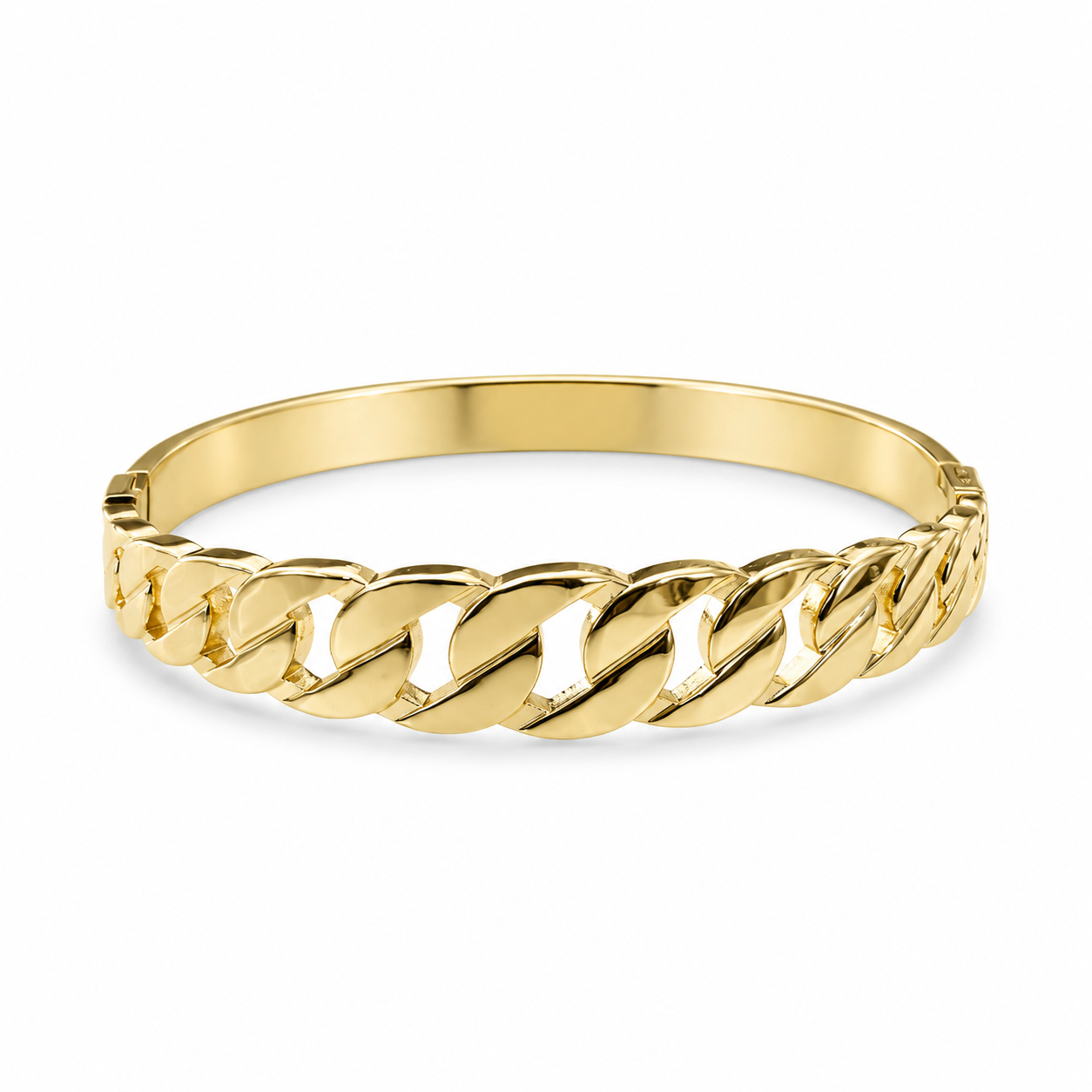 Cuban Link Bangle – Bold Elegance in Gold