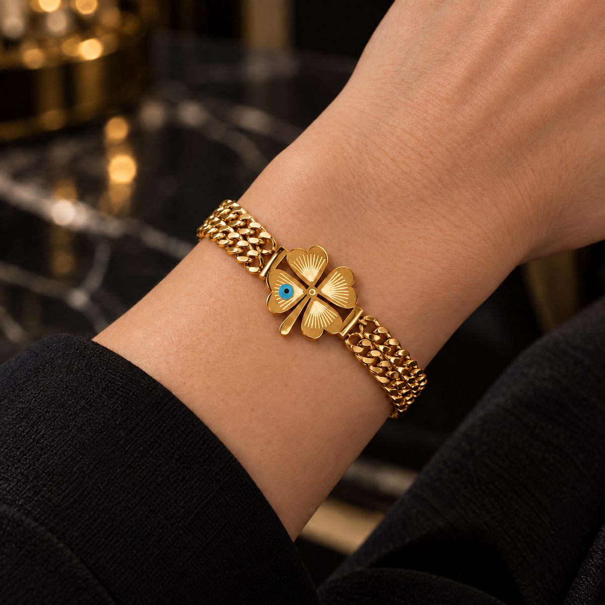 Lucky Clover Bold Chain Bracelet