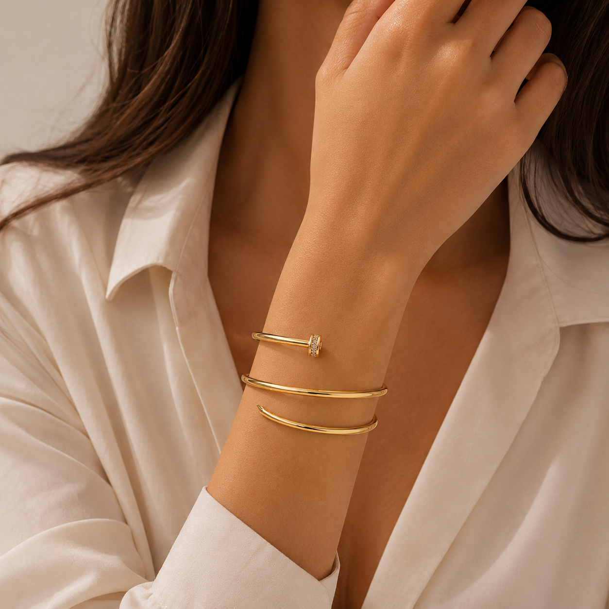 Minimal Spiral Bangle