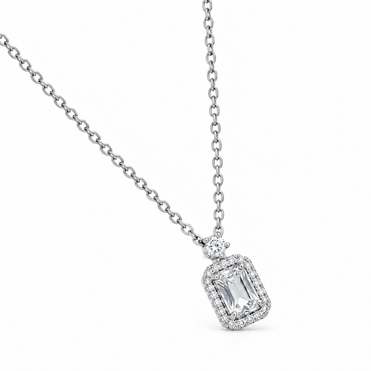 stone frame “Luxe Gemstone Glow” Necklace Collection