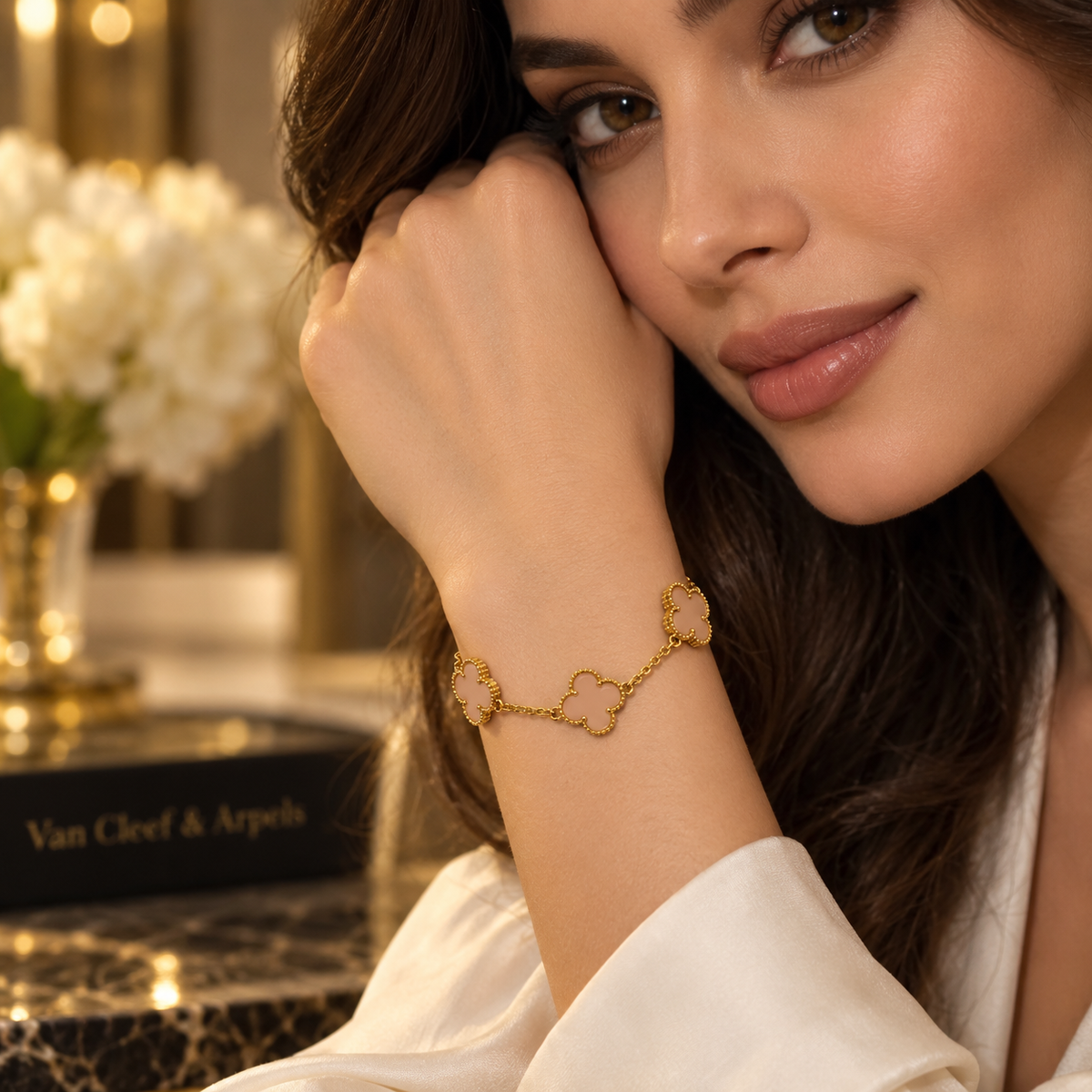 Seda Clover Bracelet – Elegance in Every Shade