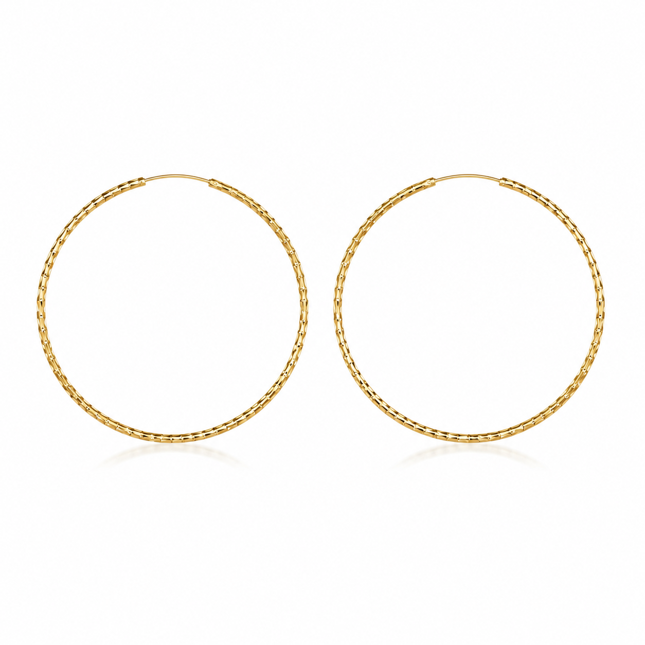 Classic Gold Hoop Earrings(5.5cm diameter)