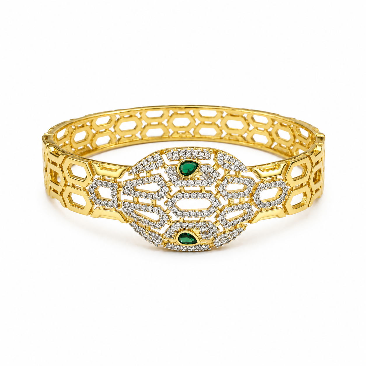 🐍 Emerald-Eyed Snake Bracelet – 18K Gold-Plated & Pave Crystal Design 🐍