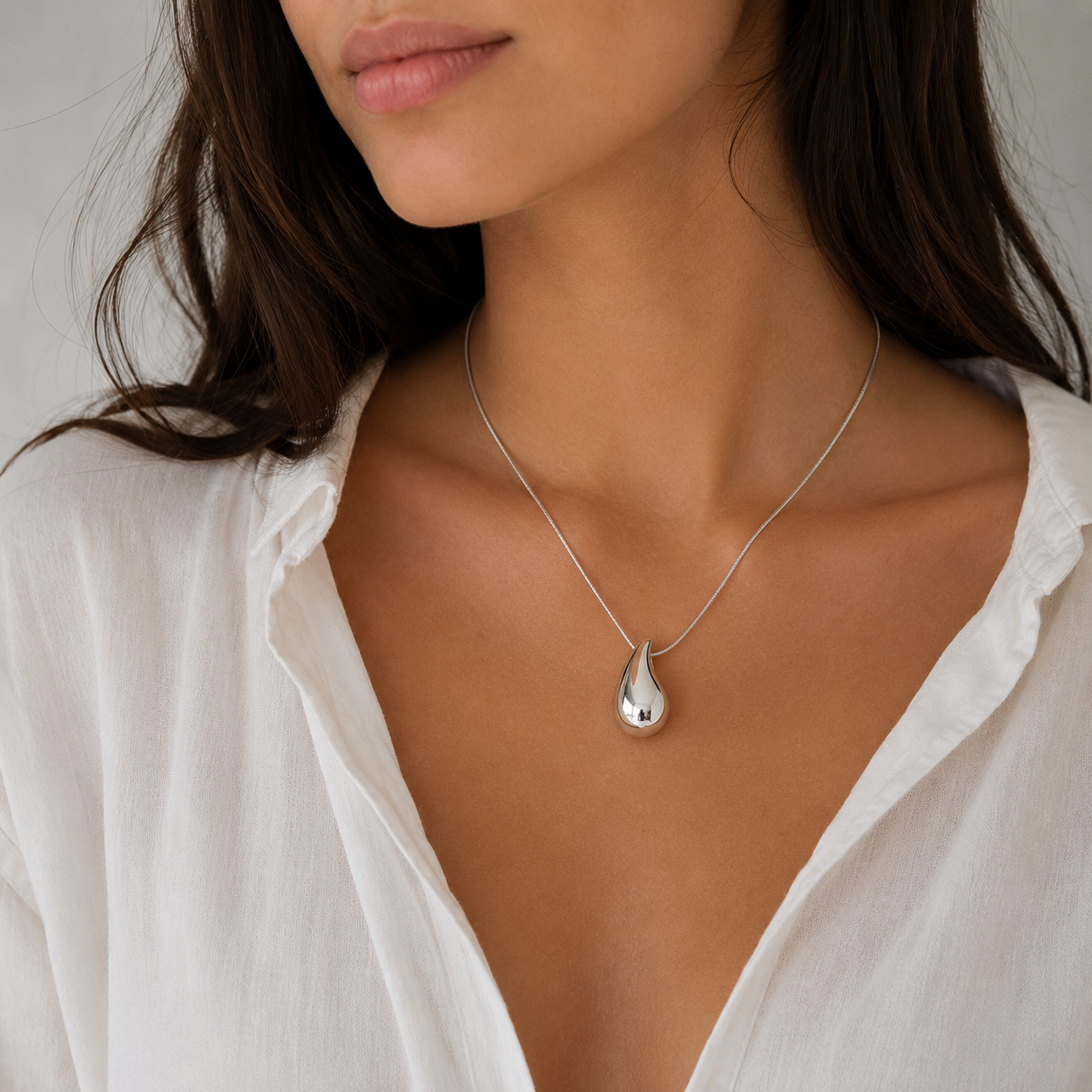 Liquid Tear-Drop Pendant Necklace – Silver Plated