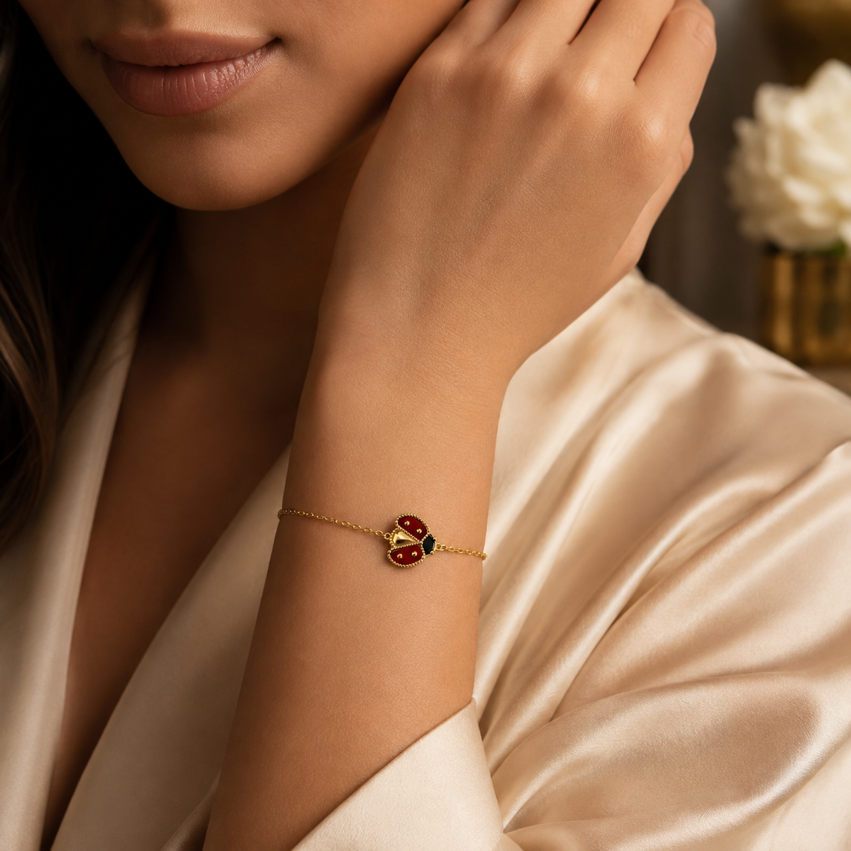 Lucky Ladybug Bracelet – Gold & Enamel Edition