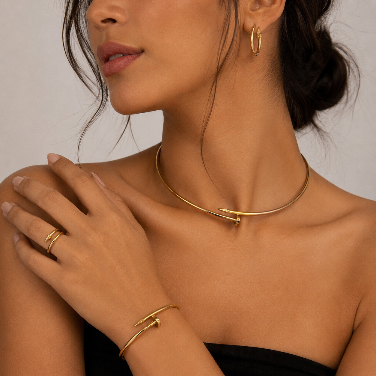 Nail cartier pin Chic Set – Bold, Edgy, Gold