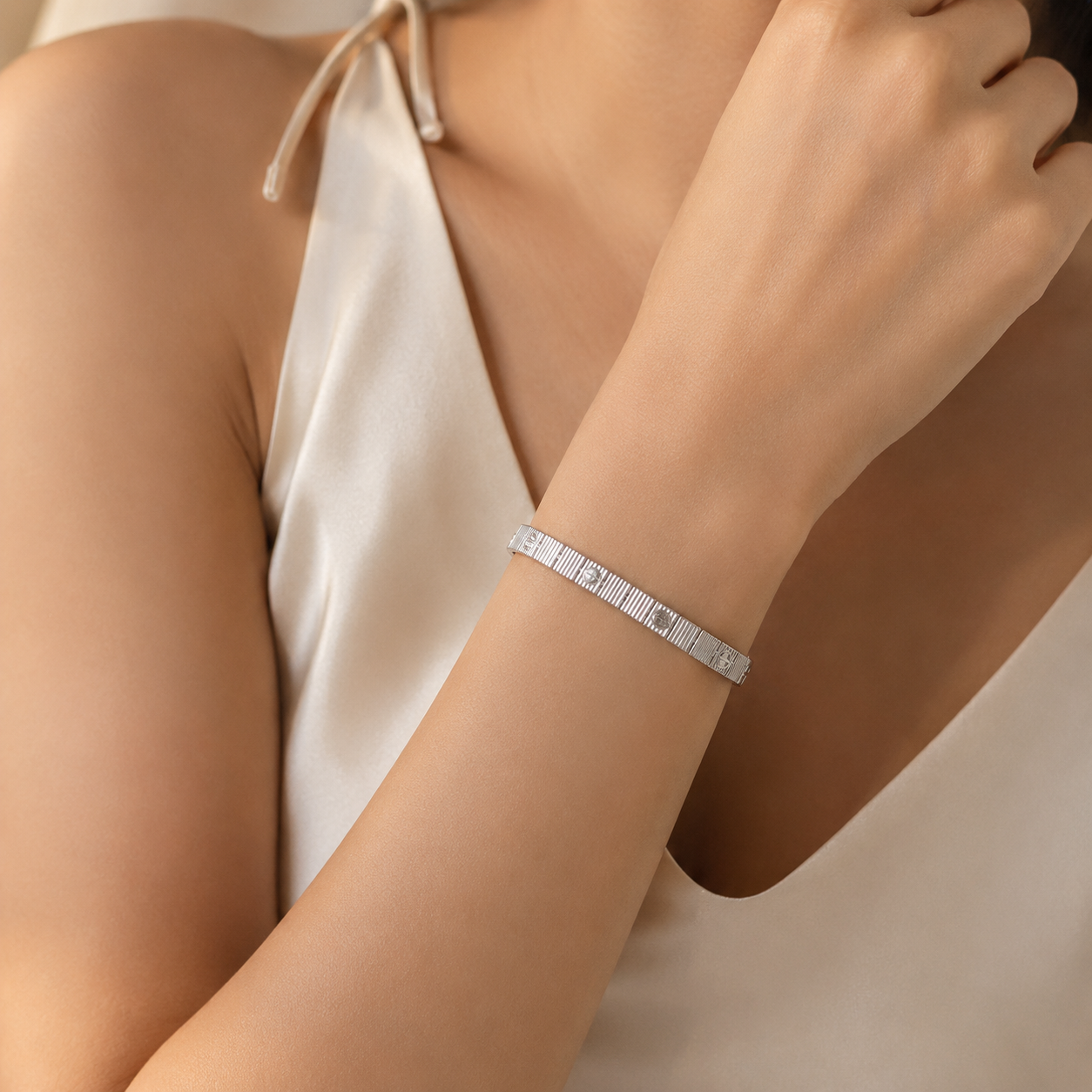 Unlimited love cartier bracelet