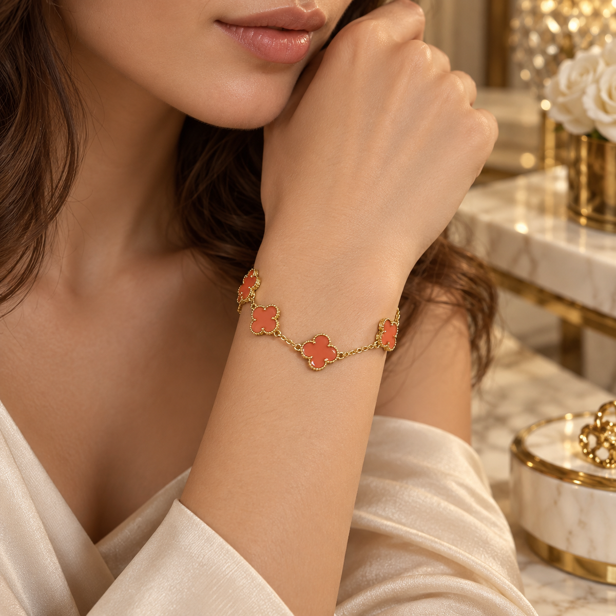 Seda Clover Bracelet – Elegance in Every Shade