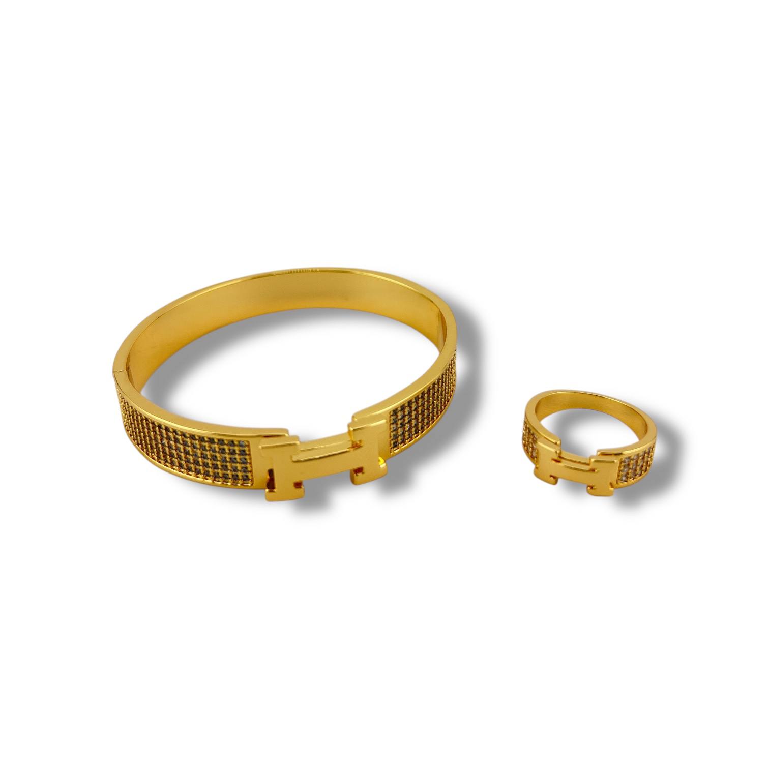 :  🔱 Bold H-Link Set – Gold Banglet & Ring