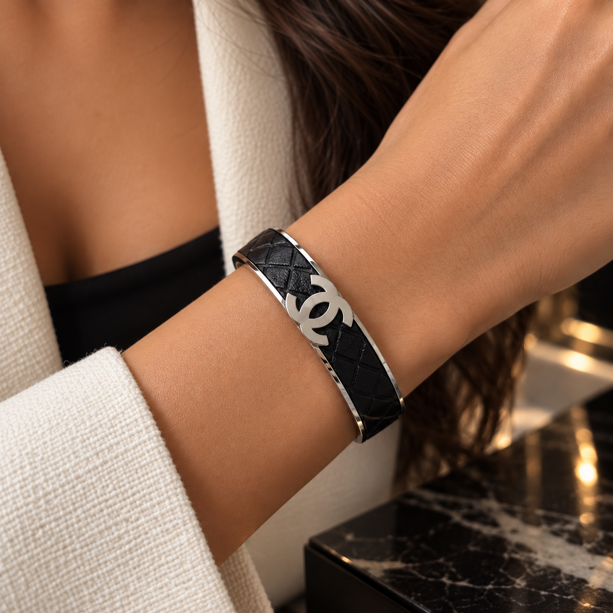Silver & Black Quilted Bangle – Timeless Elegance