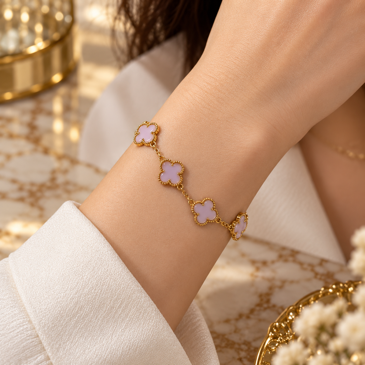 Seda Clover Bracelet – Elegance in Every Shade