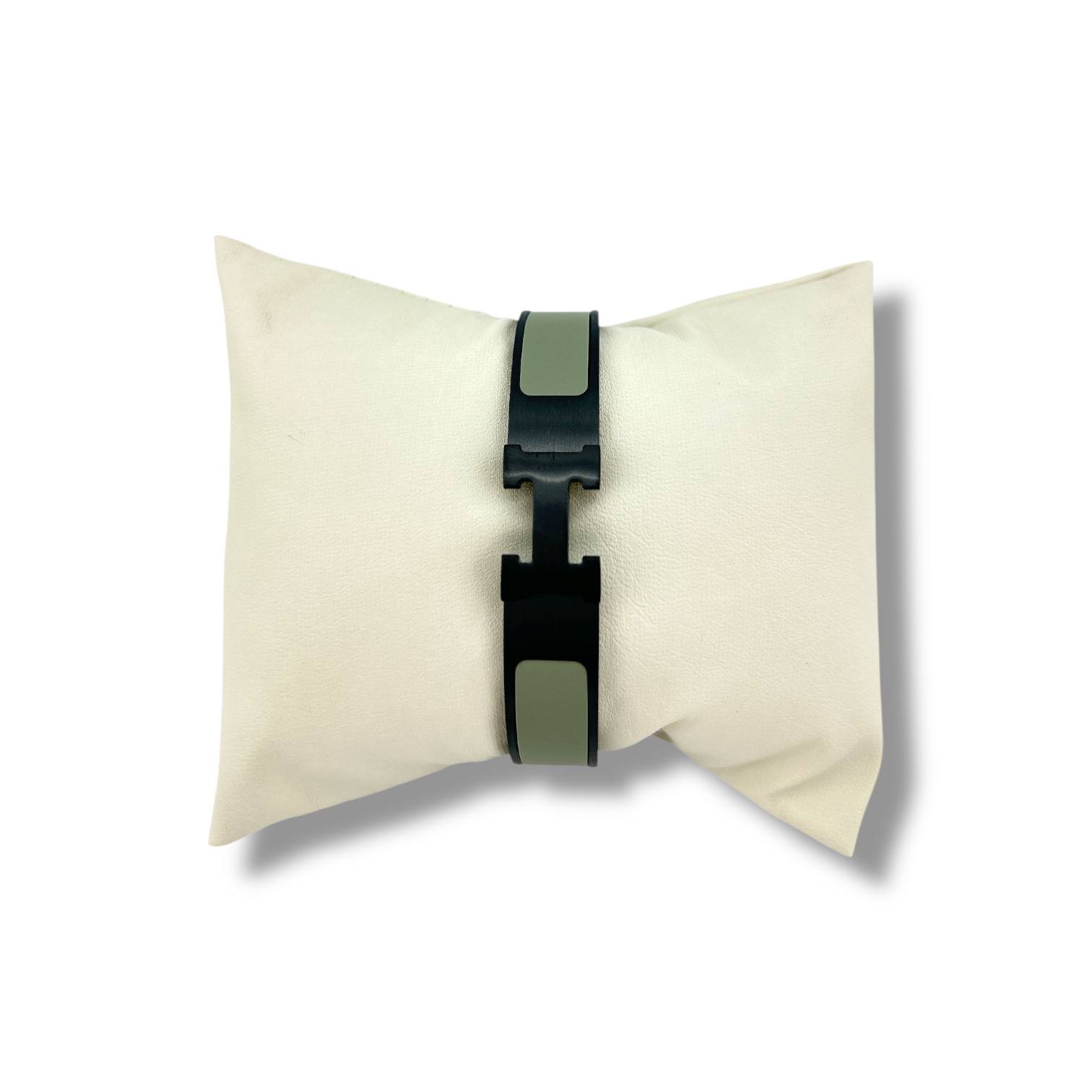 Hermes Classic Men's BANGLE – Tangerine Gold