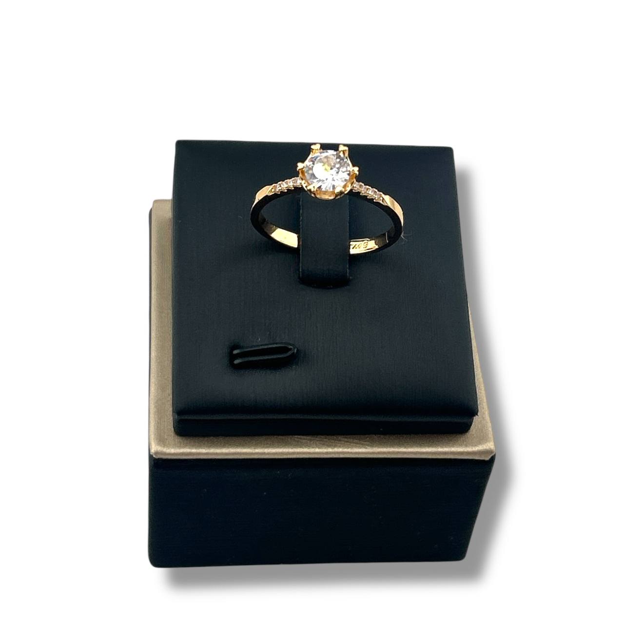 💖 Solitaire Spark Accent Ring – Gold