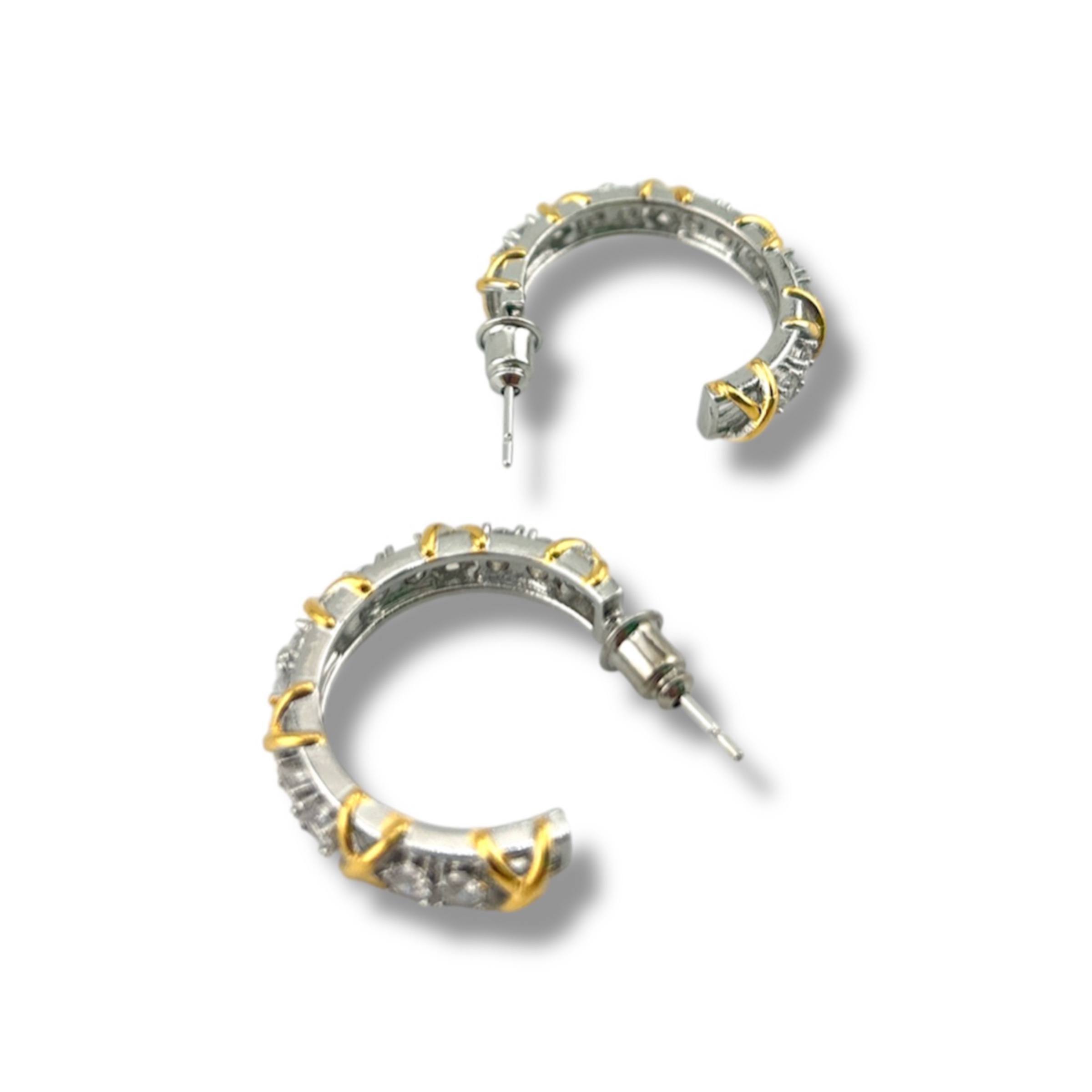 ✨ Vela Two-Tone Hoop Earrings – Silver & Gold Spark Edition