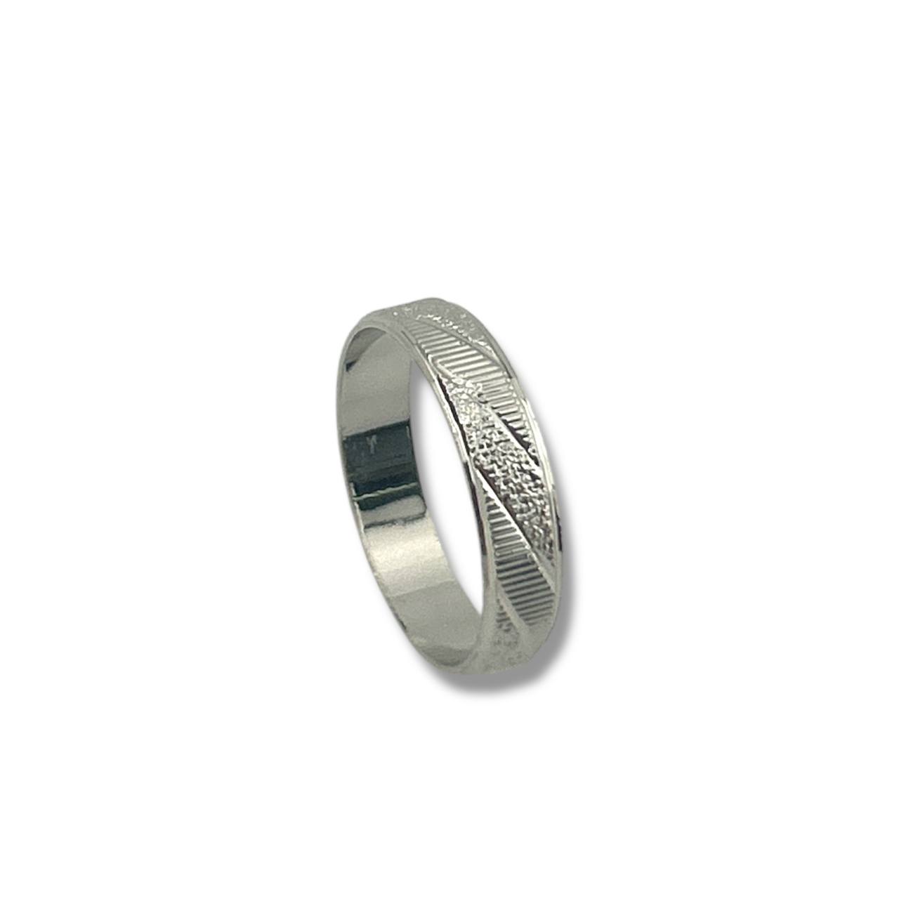 Etched Elegance Band – Silver & Gold